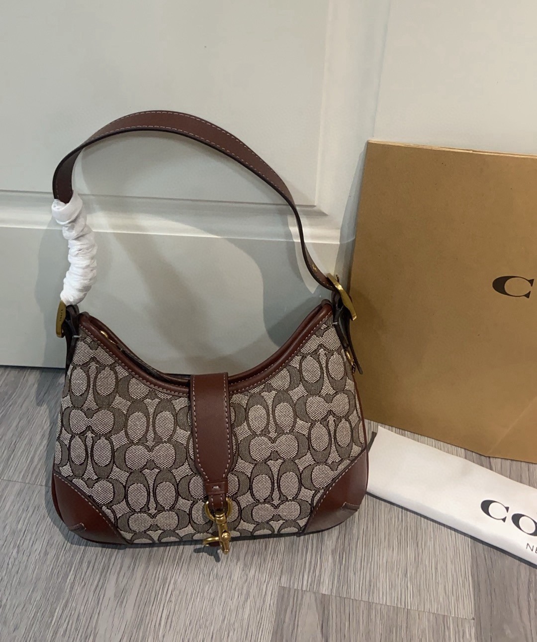 NWT COACH Hamptons Hobo Bag Signature Jacquard Oak Maple Handbag CBF16