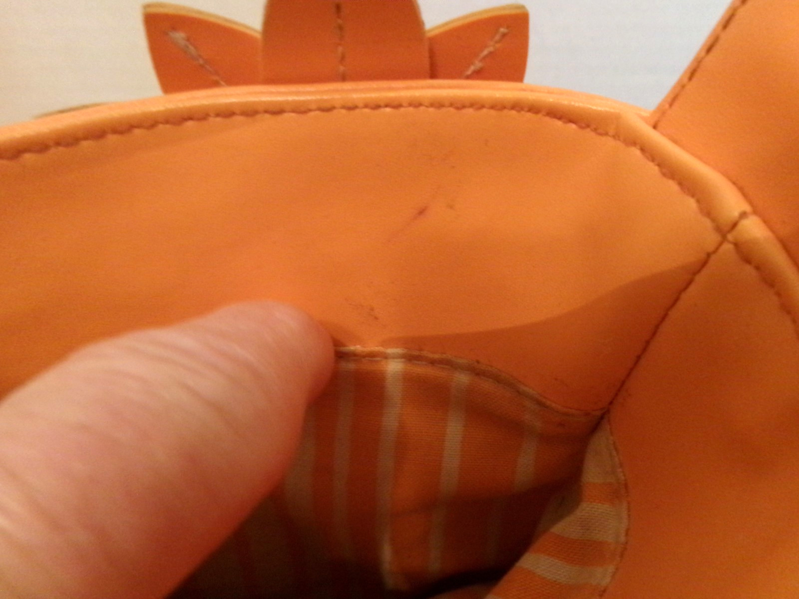 Bath and Body Works Straw Handbag Purse w/Orange Faux Leather Band and Flower
