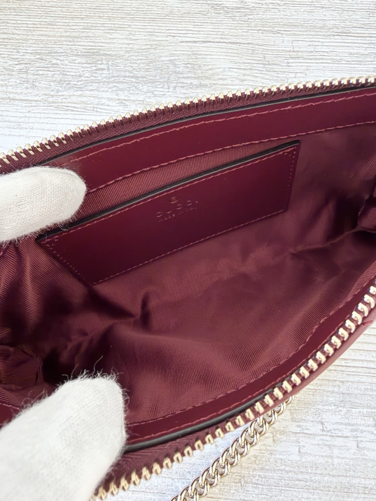 New Gucci Marmont GG leather small shoulder bag with chain, burgundy