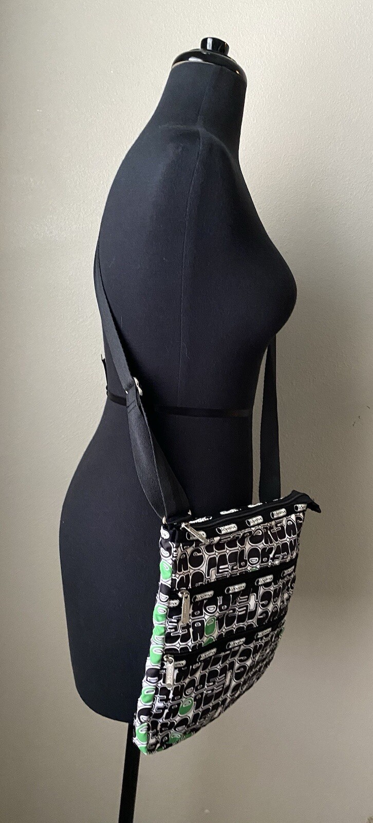 LeSportsac Crossbody Purse Bubble LOGO Black Green Geometric Shoulder Bag Retro