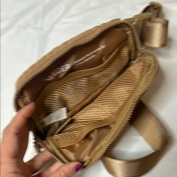 Pander Caramel Tan Adjustable Strap Travel Pouch NWT Fanny Pack Crossbody