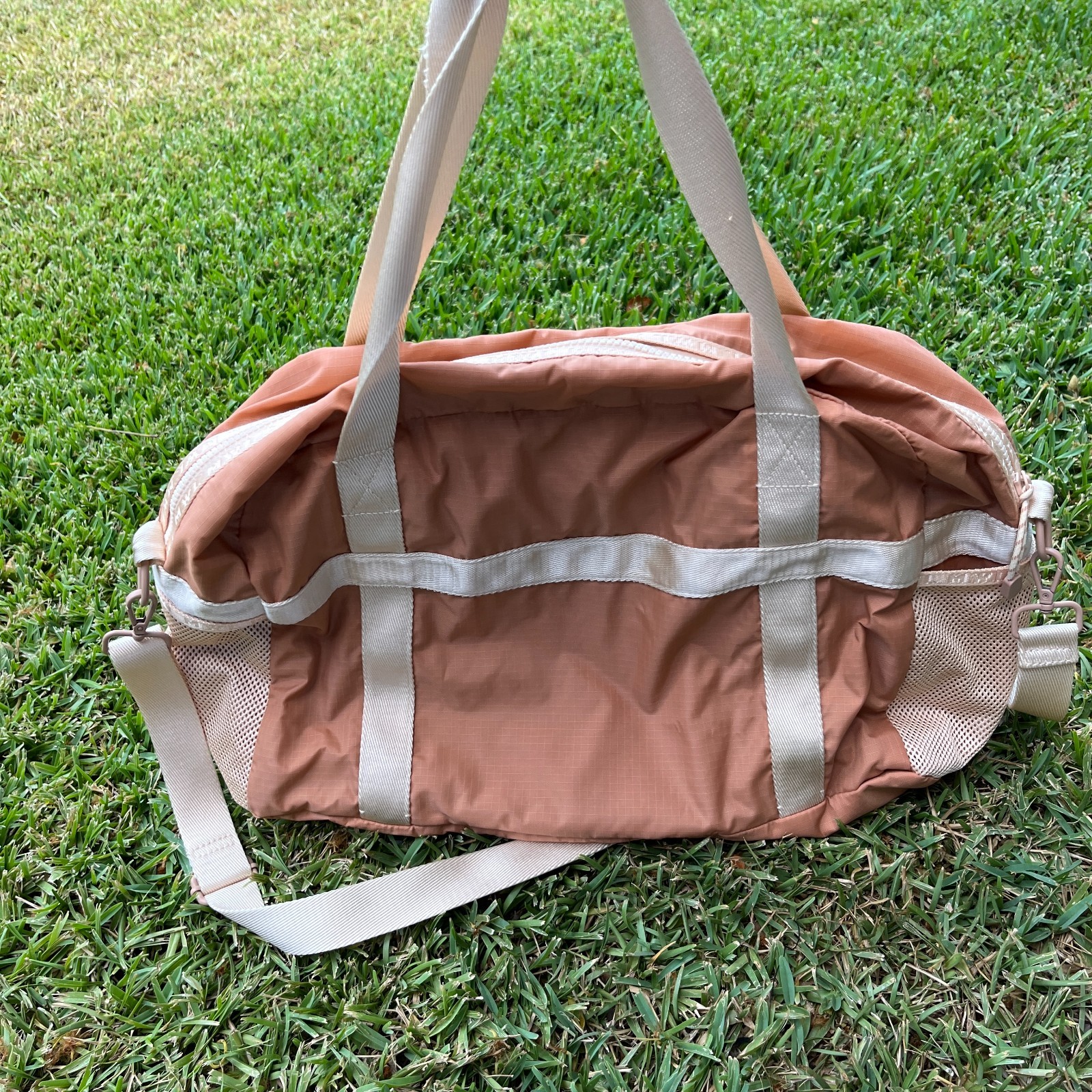 Madewell The MWL (Re)sourced Duffle Bag Tote Pink Beige Ripstop Nylon Workout