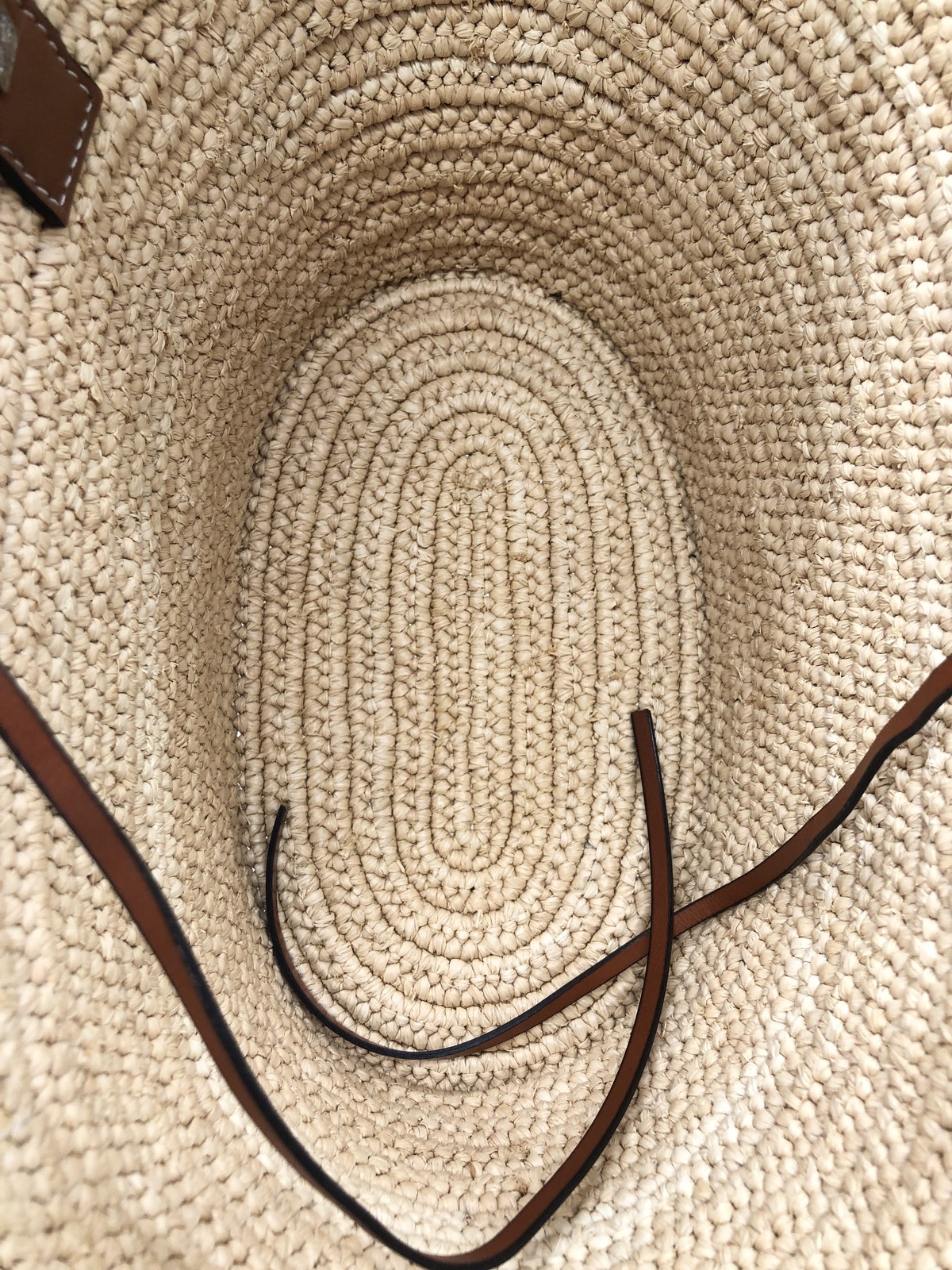 LOEWE Elephant Basket Bag Raffia Calfskin Small Tan Brown Shoulder Tote Mint