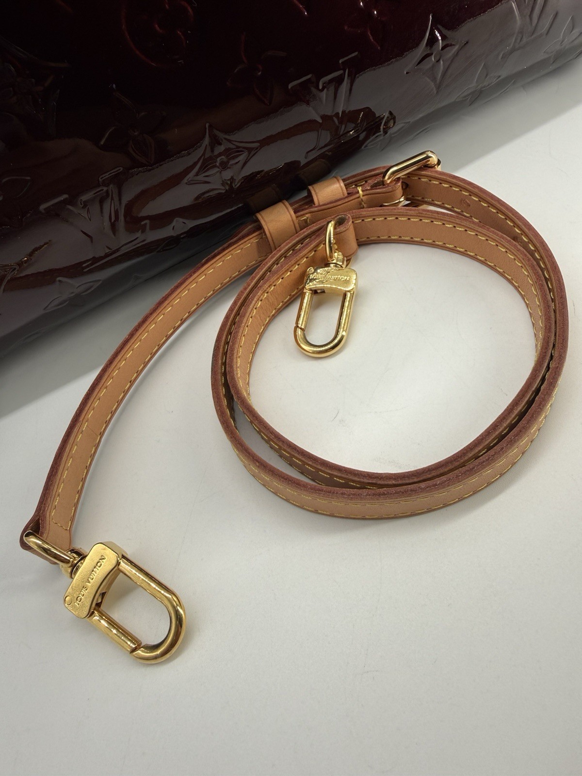 Louis Vuitton Amarante Monogram Vernis Brea MM Top Handle Shoulder Bag