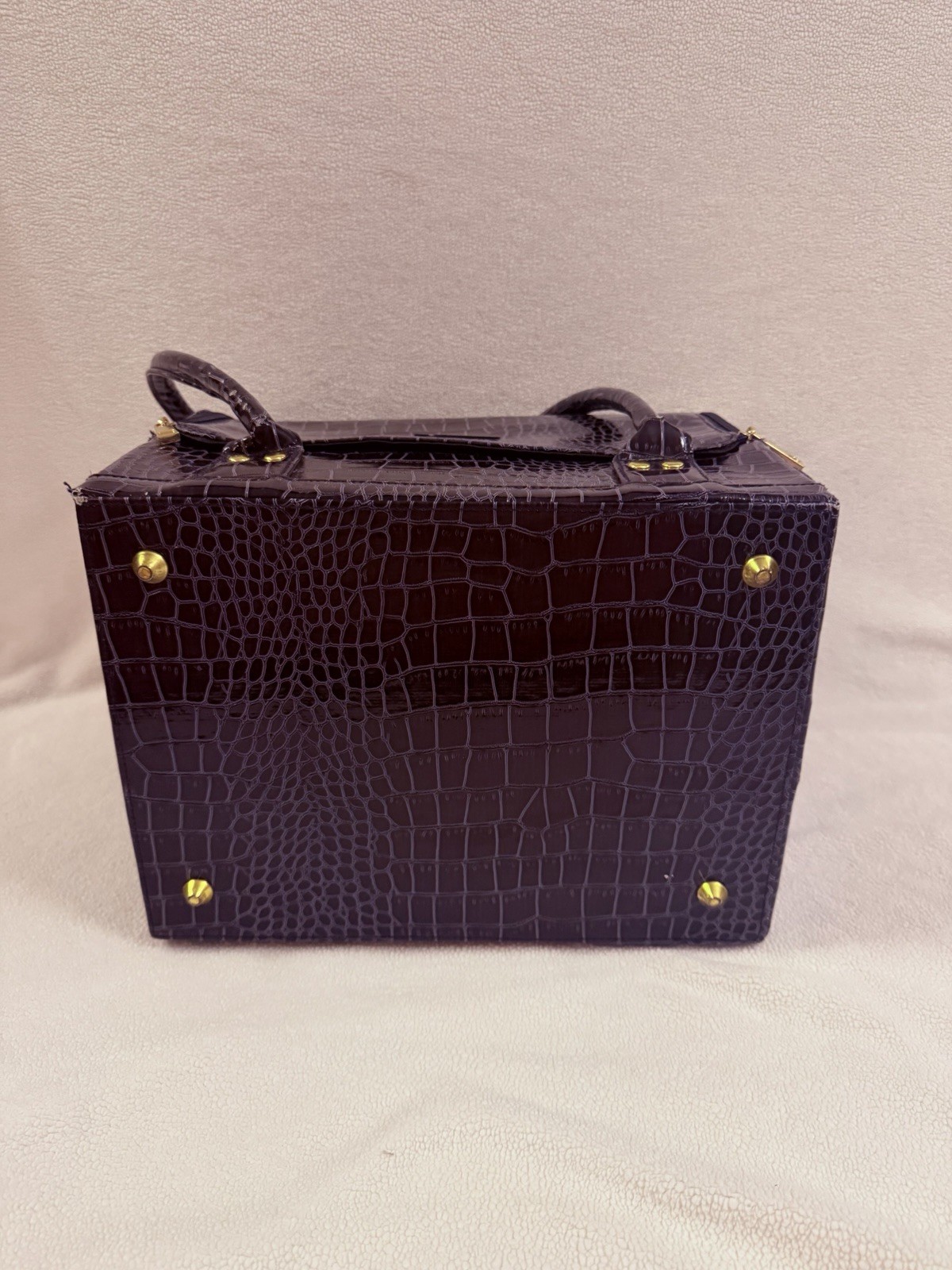 SeneGence International Brown Croc Embossed Satchel, Gold HW Zip, Studs