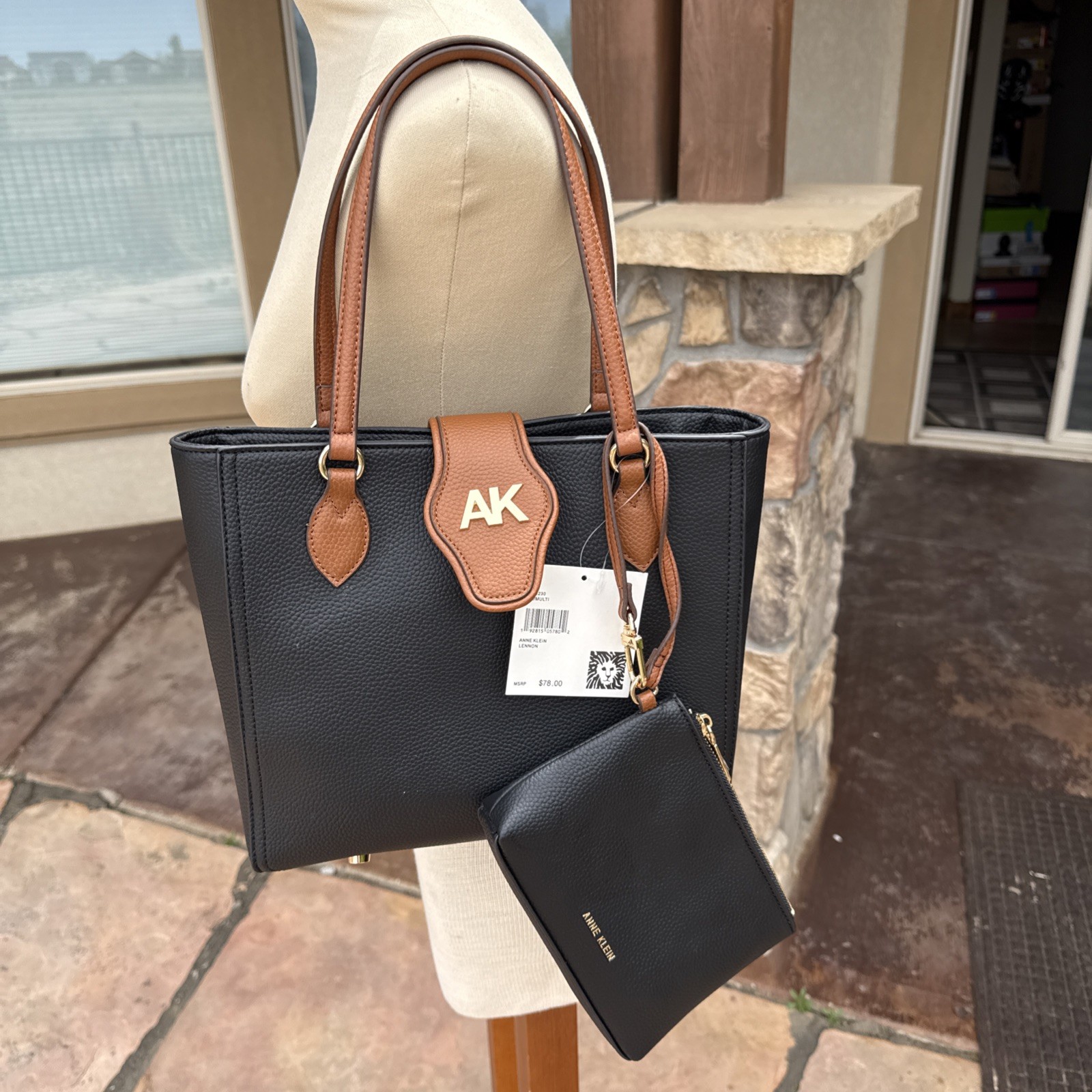 NWT Anne Klein Lion Shoulder Handbag White & Tan Faux Leather w/Wristlet $78 Ret