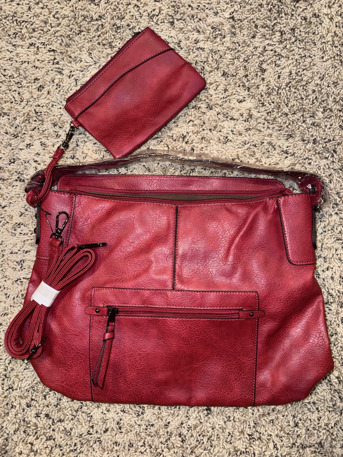 Red Shoulder Bag Zip Closure Matching Wristlet Inner Outer Pockets Lined