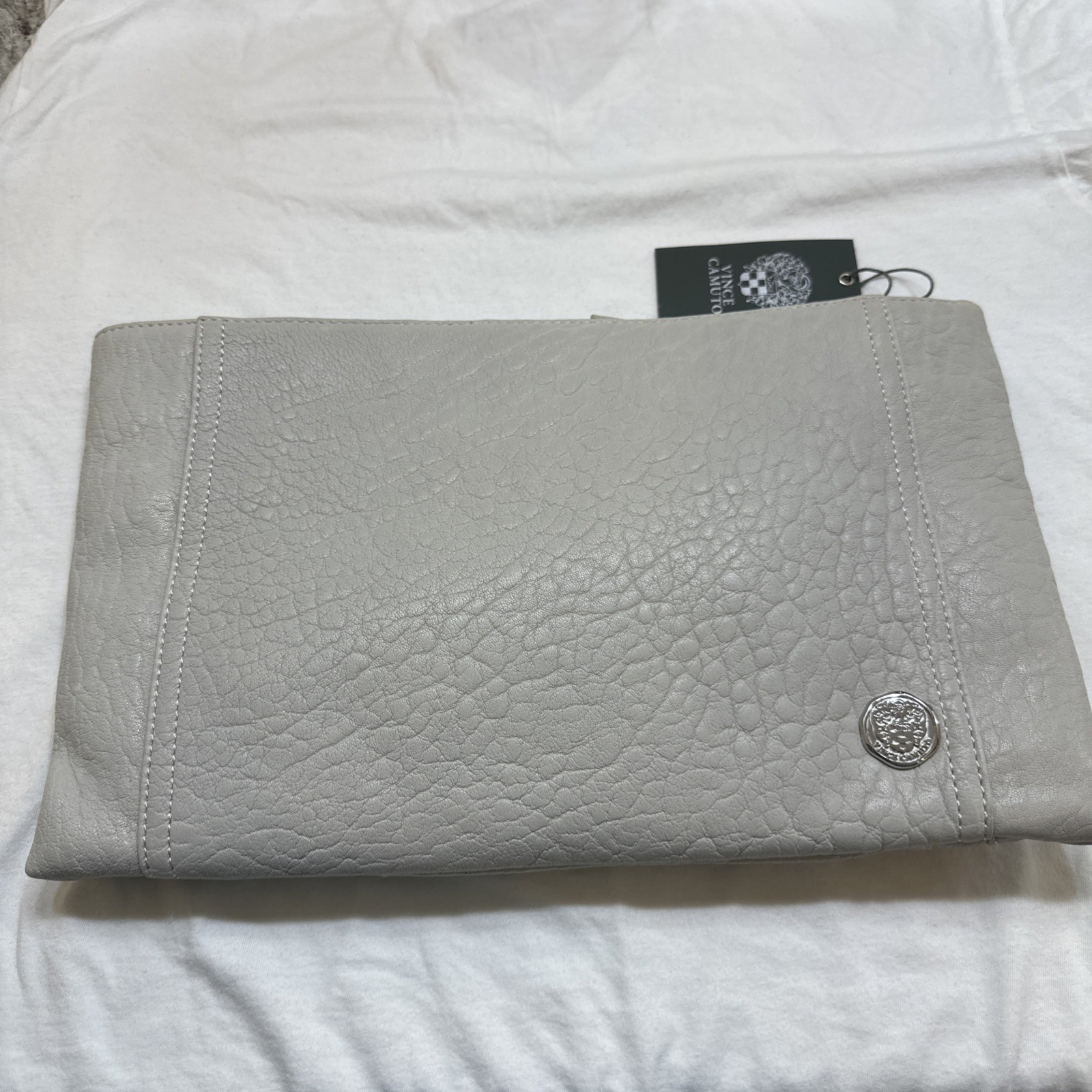 New VINCE CAMUTO BAILY DOVE GRAY BUBLAM GENUINE LEATHER CLUTCH MSRP $198