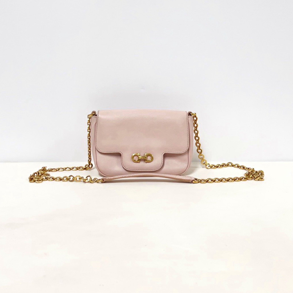 Ferragamo Small Crossbody Bag Gold Chain Strap Turn Lock Flap Rectangle Solid