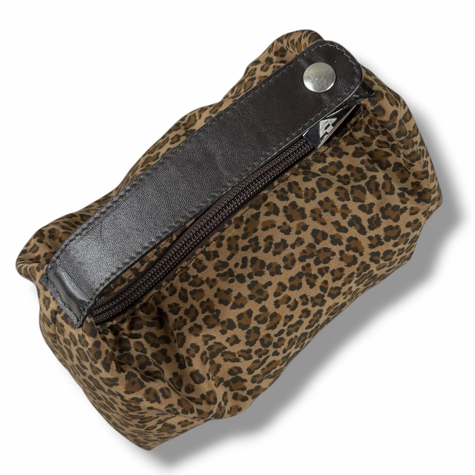 Bottega Veneta Leopard Nylon Makeup Bag Accessory Poach Logo plate Animal print