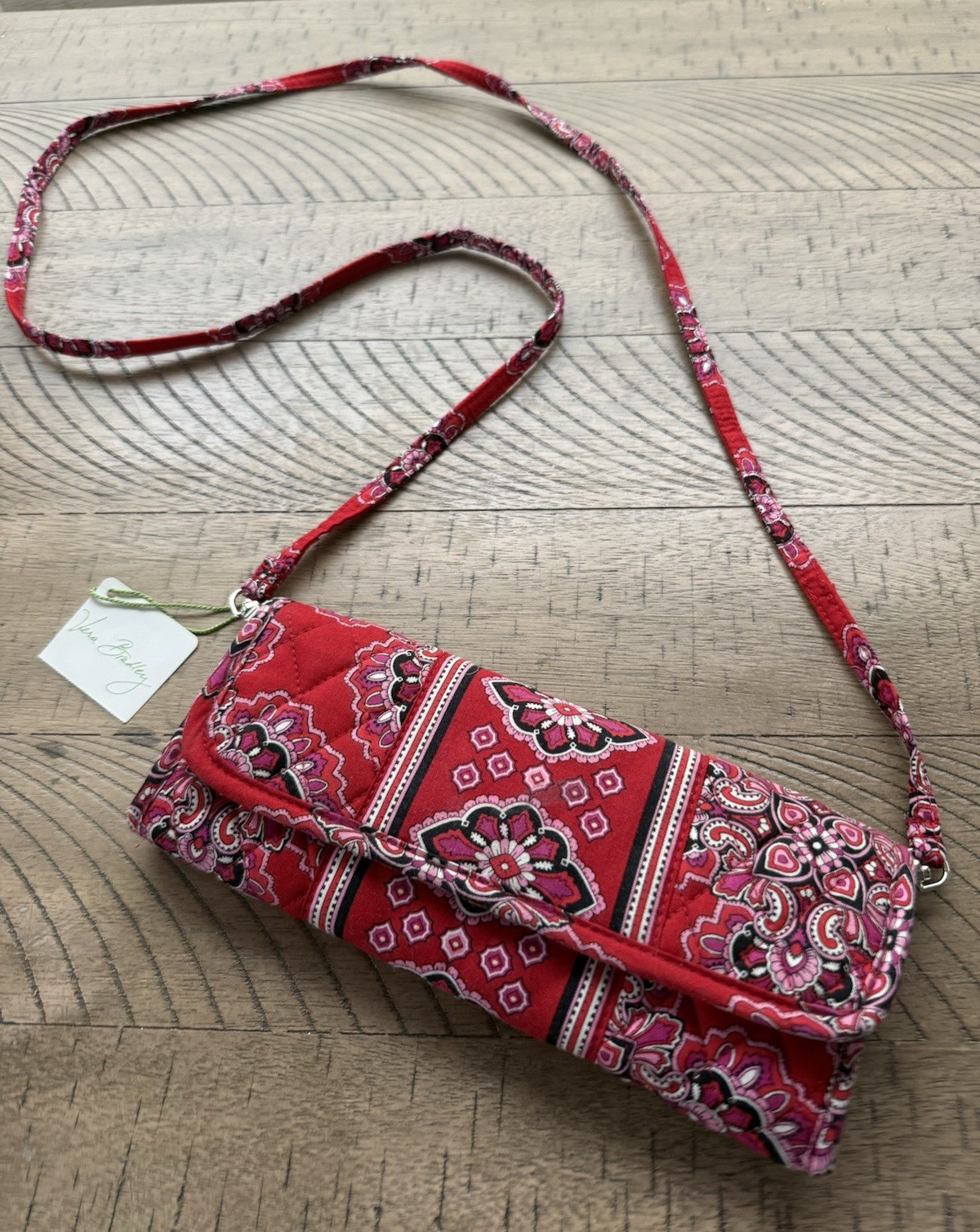 Vera Bradley Red Pink Paisley Crossbody Wallet Bag Snap Zip Strap Inner Pockets