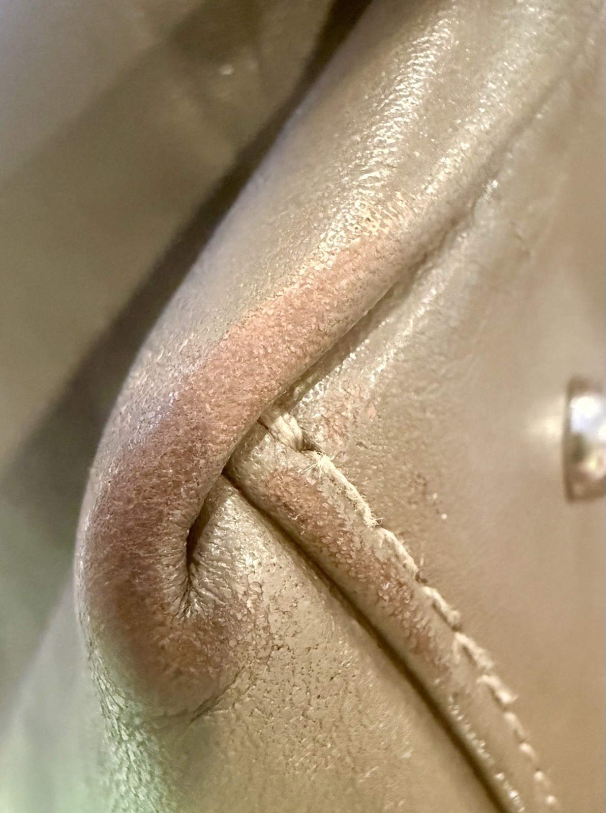 agnes b VOYAGE Khaki LEATHER Structured TOTE Silver O-Ring Detail Made/JAPAN EUC