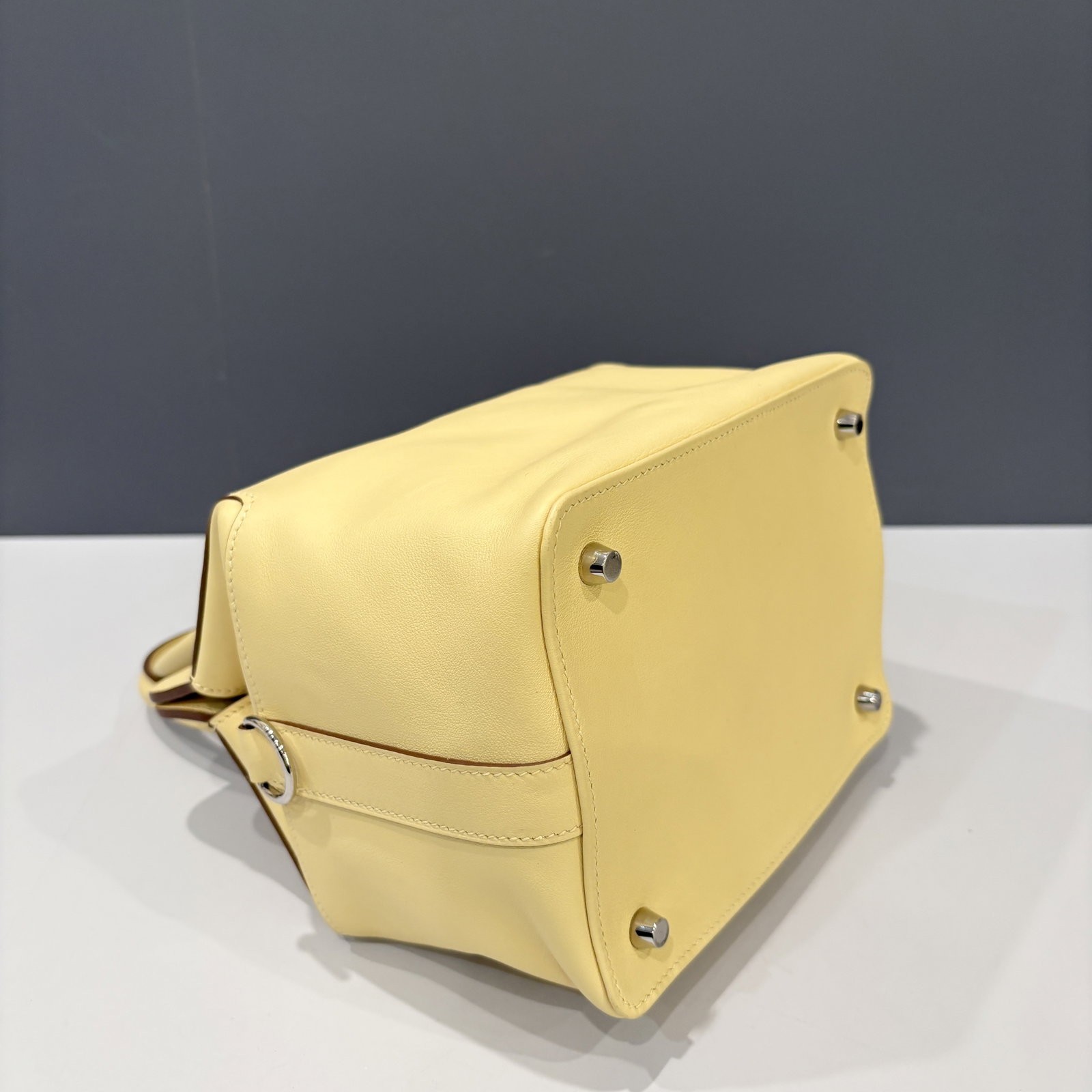 Hermes Toolbox 20 1z Jaune Poussin Swift (la070926a0)