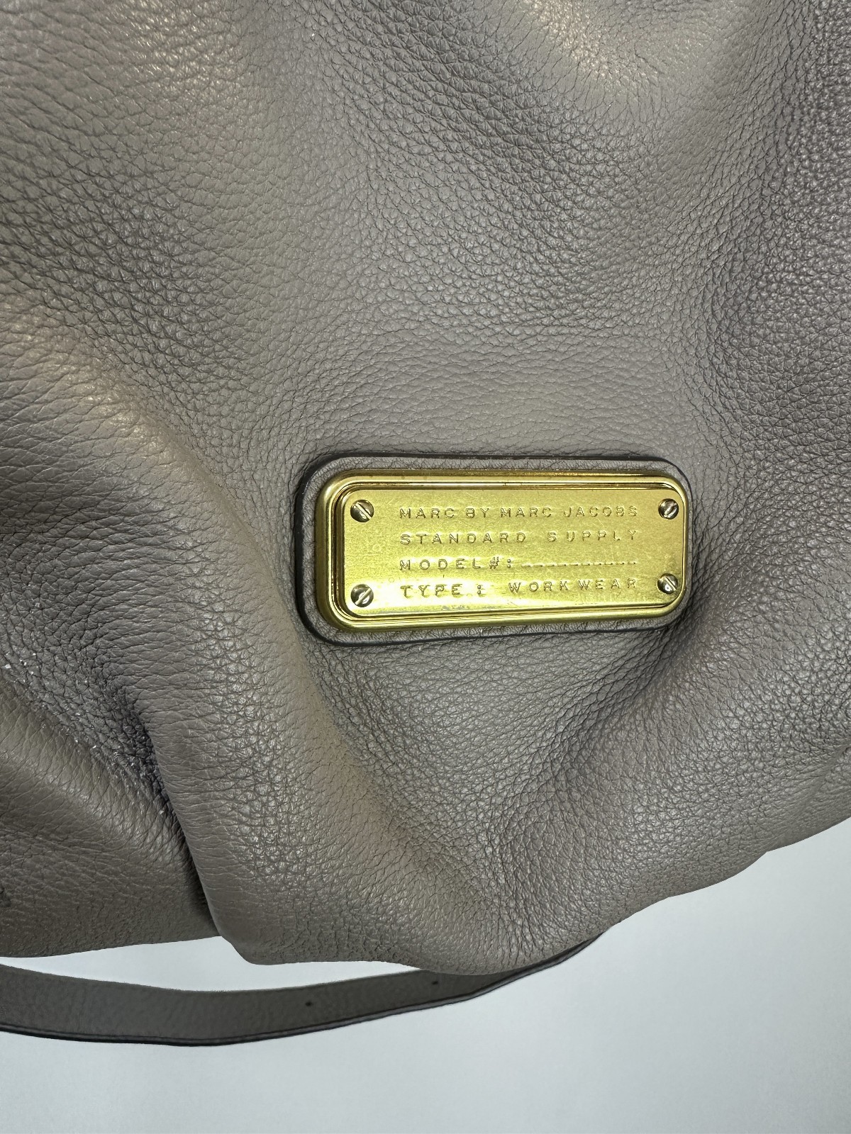 Marc Marc Jacobs Q Fran Tote Taupe Gray Pebbled Leather Shoulder Crossbody Bag