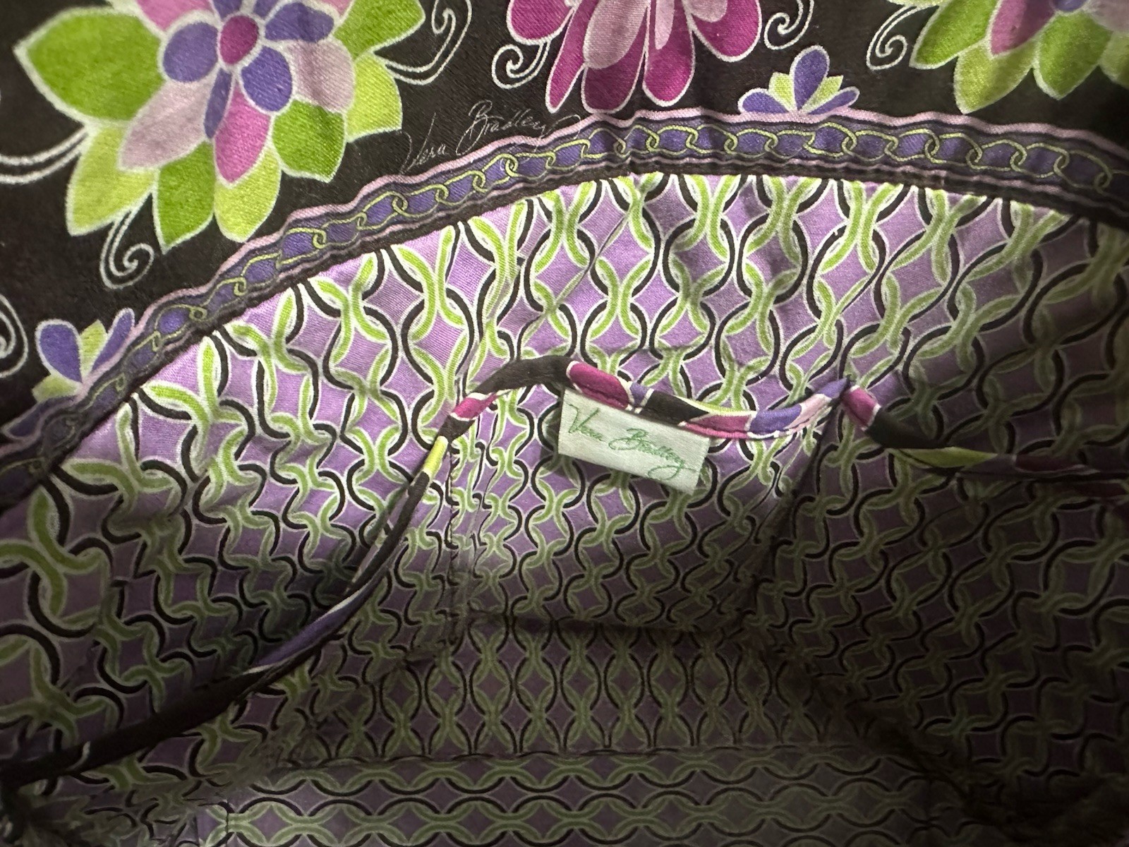 Vera Bradley Floral Tote Bag Double Handles Inner Pockets Open Top Buckle