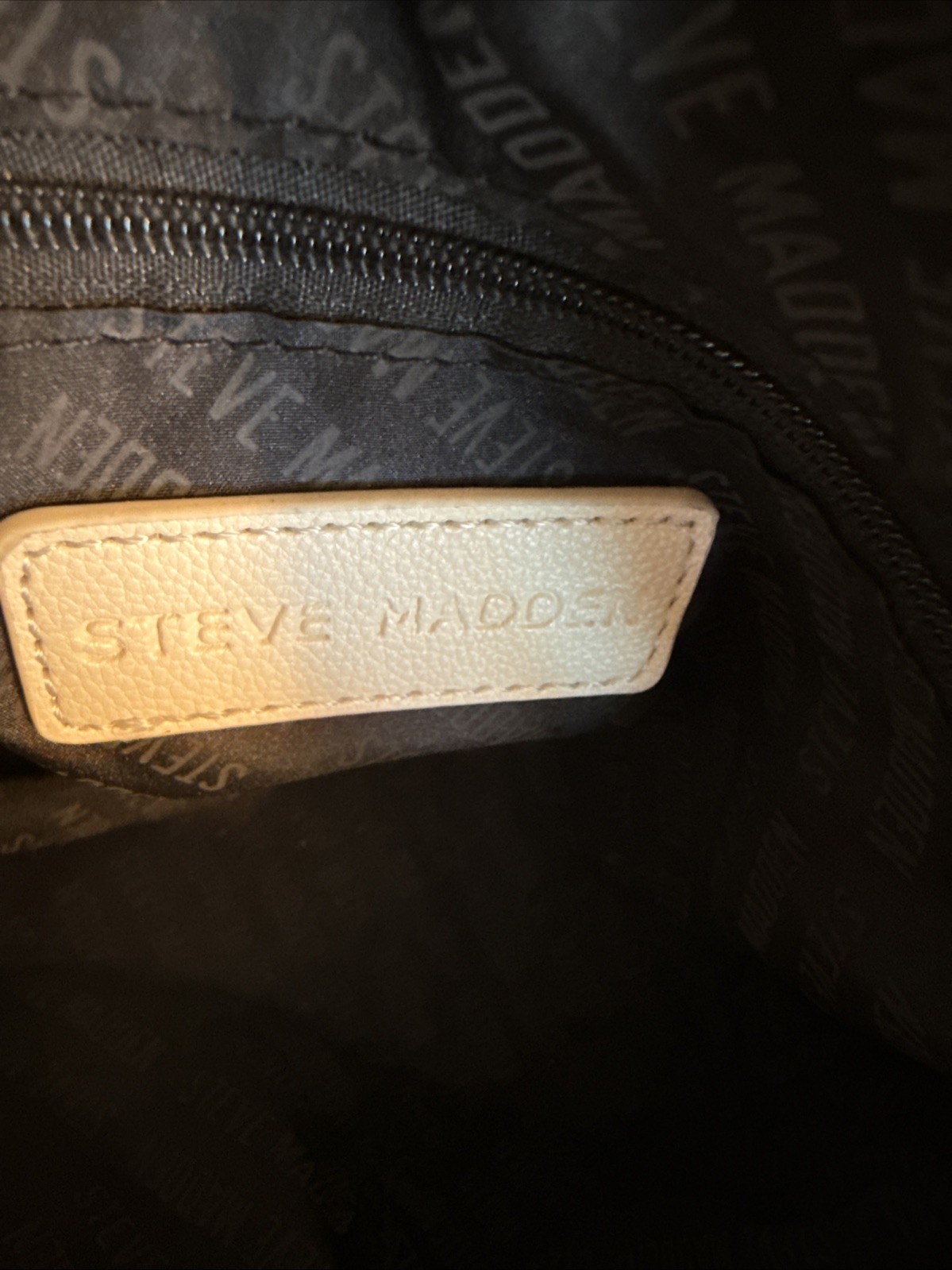 Steve Madden BMaggie Dome Crossbody Purse Ivory Gold Hardware NWOT