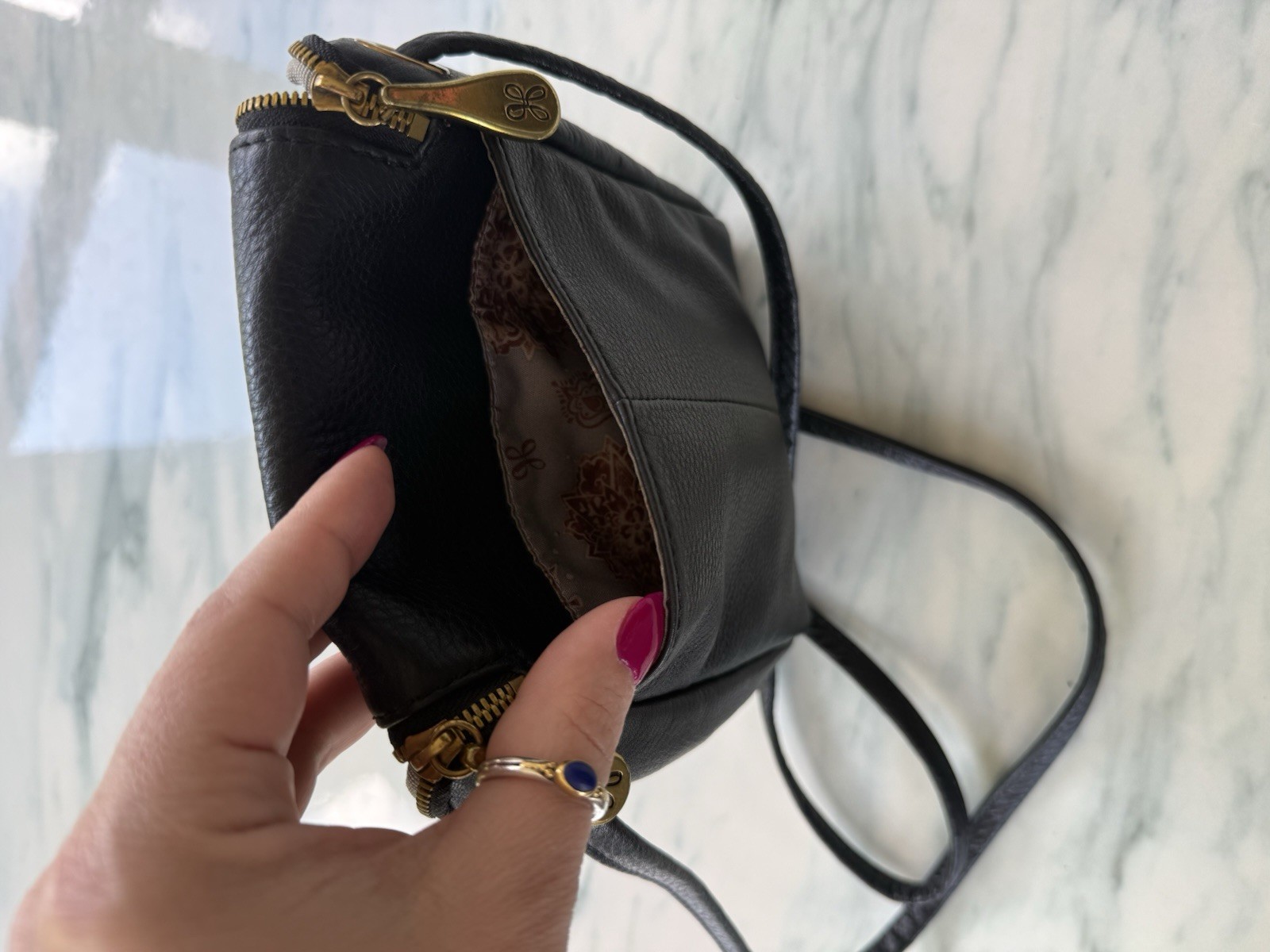 HOBO Small Black Pebbled Crossbody Bag Floral Lining Gold Zip, Inner Pockets
