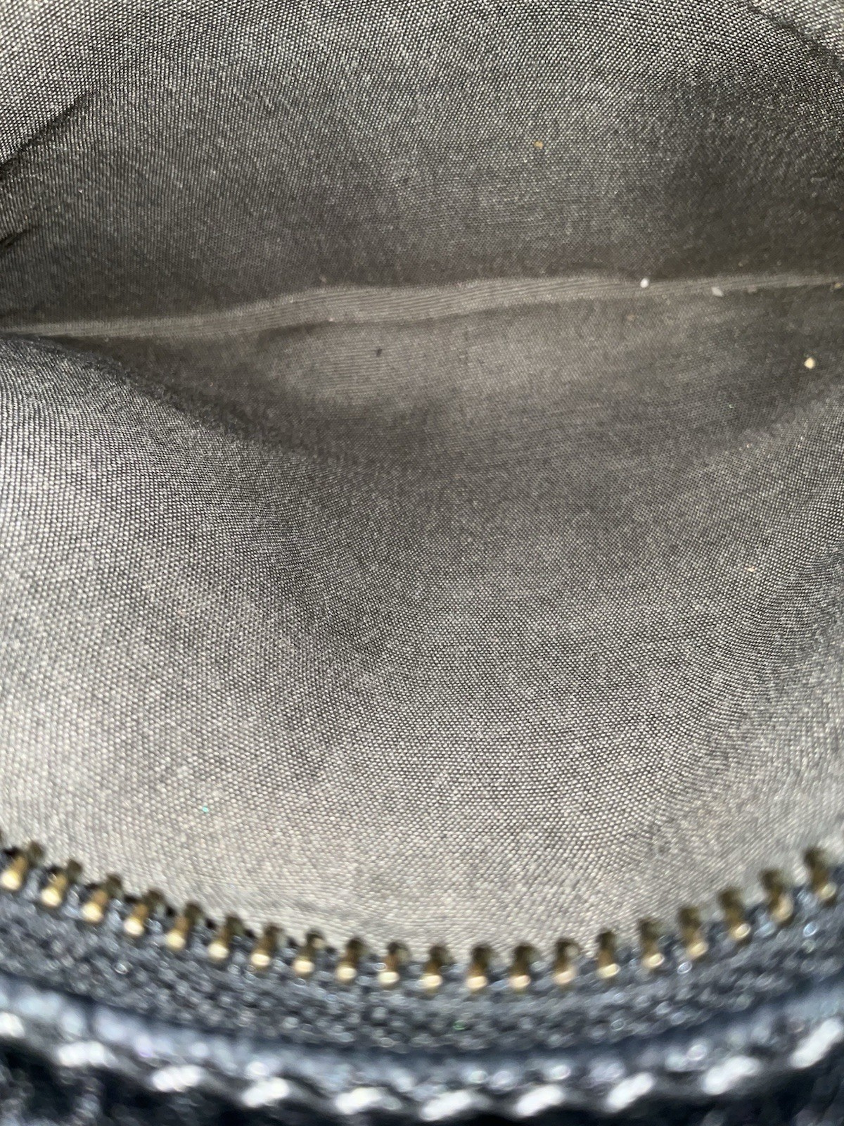 The Sak Laurel Crossbody Bag Classic Black Pebbled Leather Purse Travel Everyday