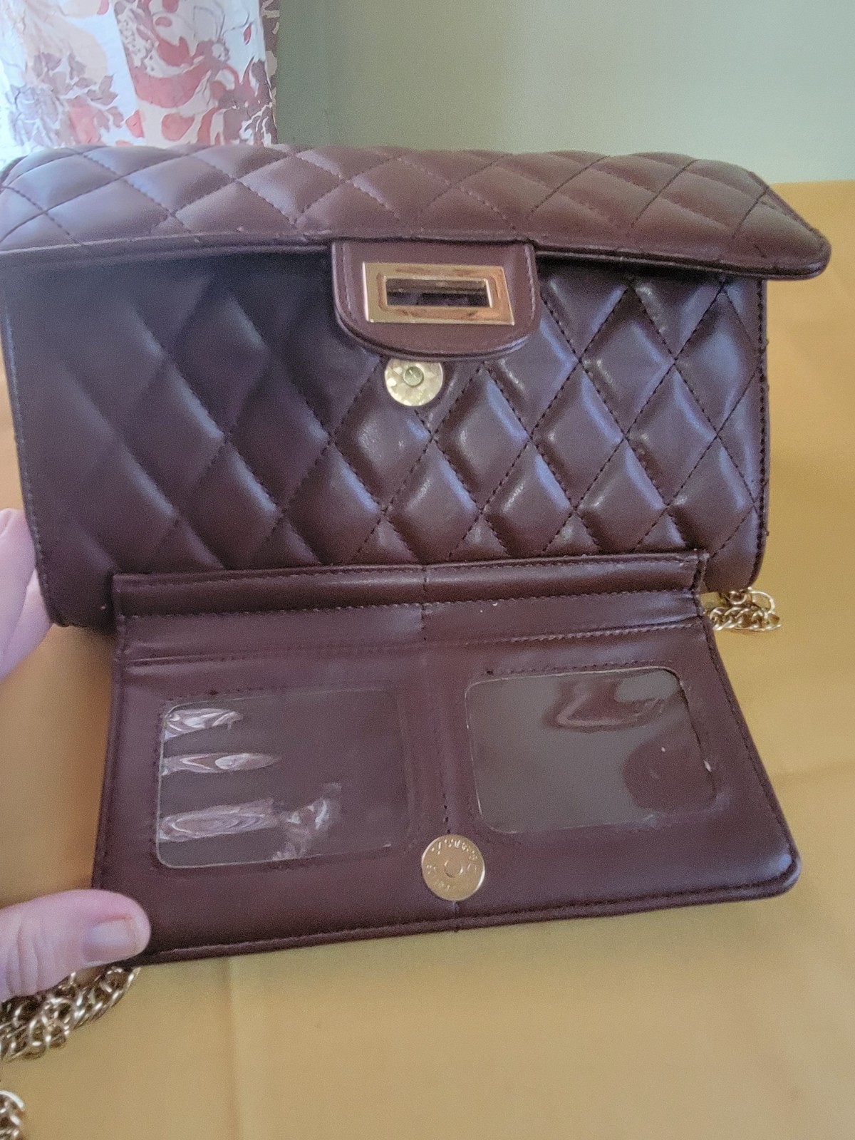 U Style Brown Quilted Shoulder Bag for Women with Chain Strap, Classic Accent