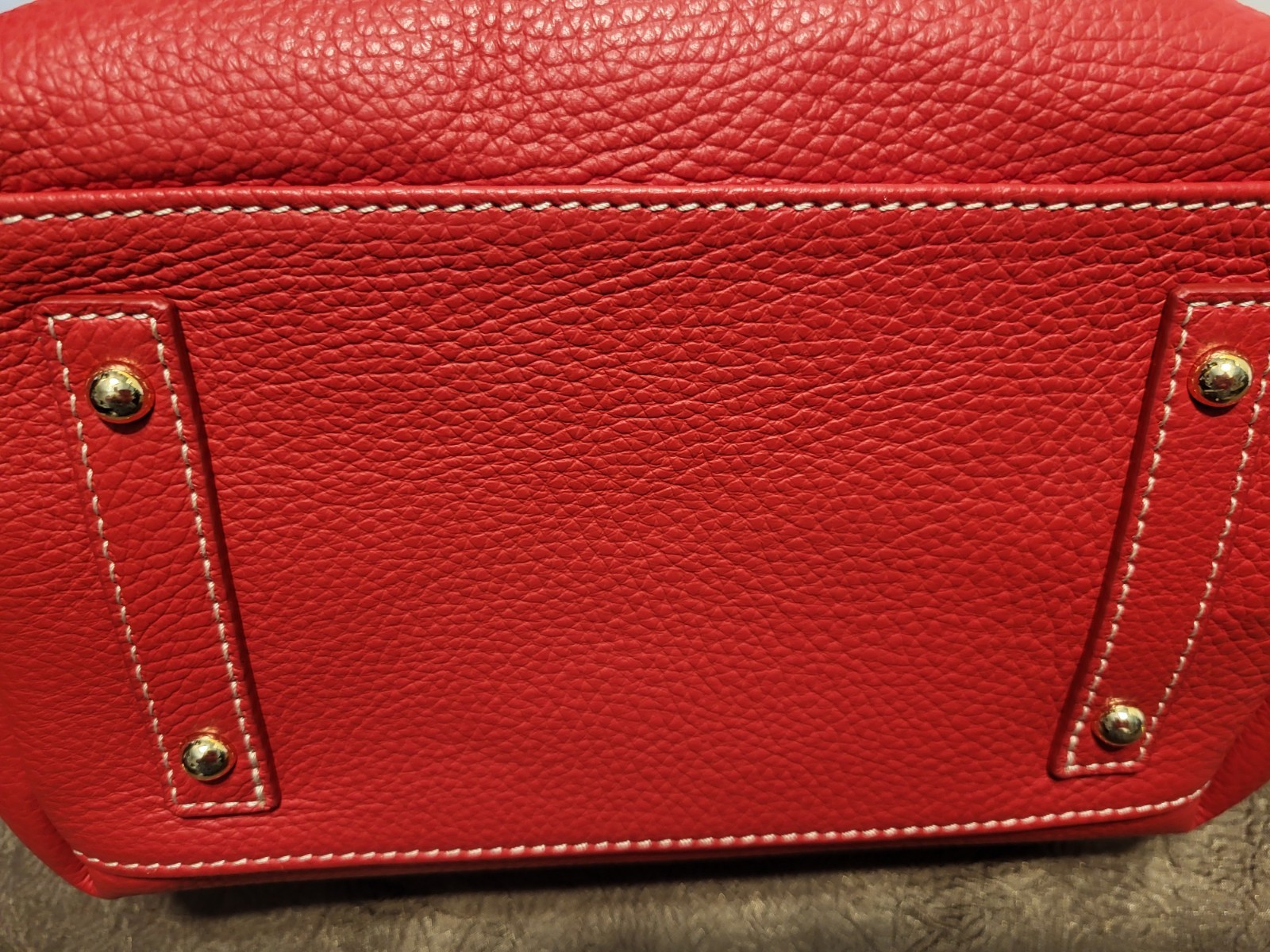 BEAUTIFUL Dooney Bourke Leather purse big latch