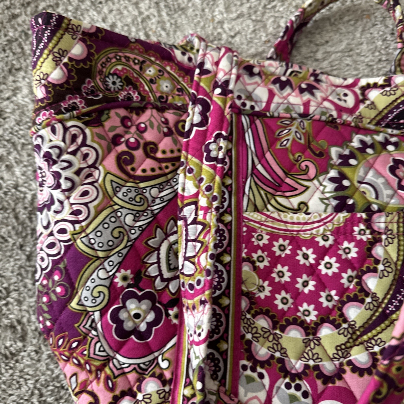 Vera Bradley Mandy Purse Very Berry Paisley Pink Tote Small Shopper 13 x 8 x 4