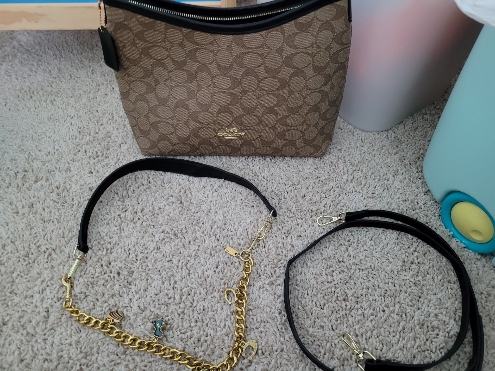 Coach Signature Brown Beige Zip Shoulder Bag Gold Chain Detachable Strap Charm