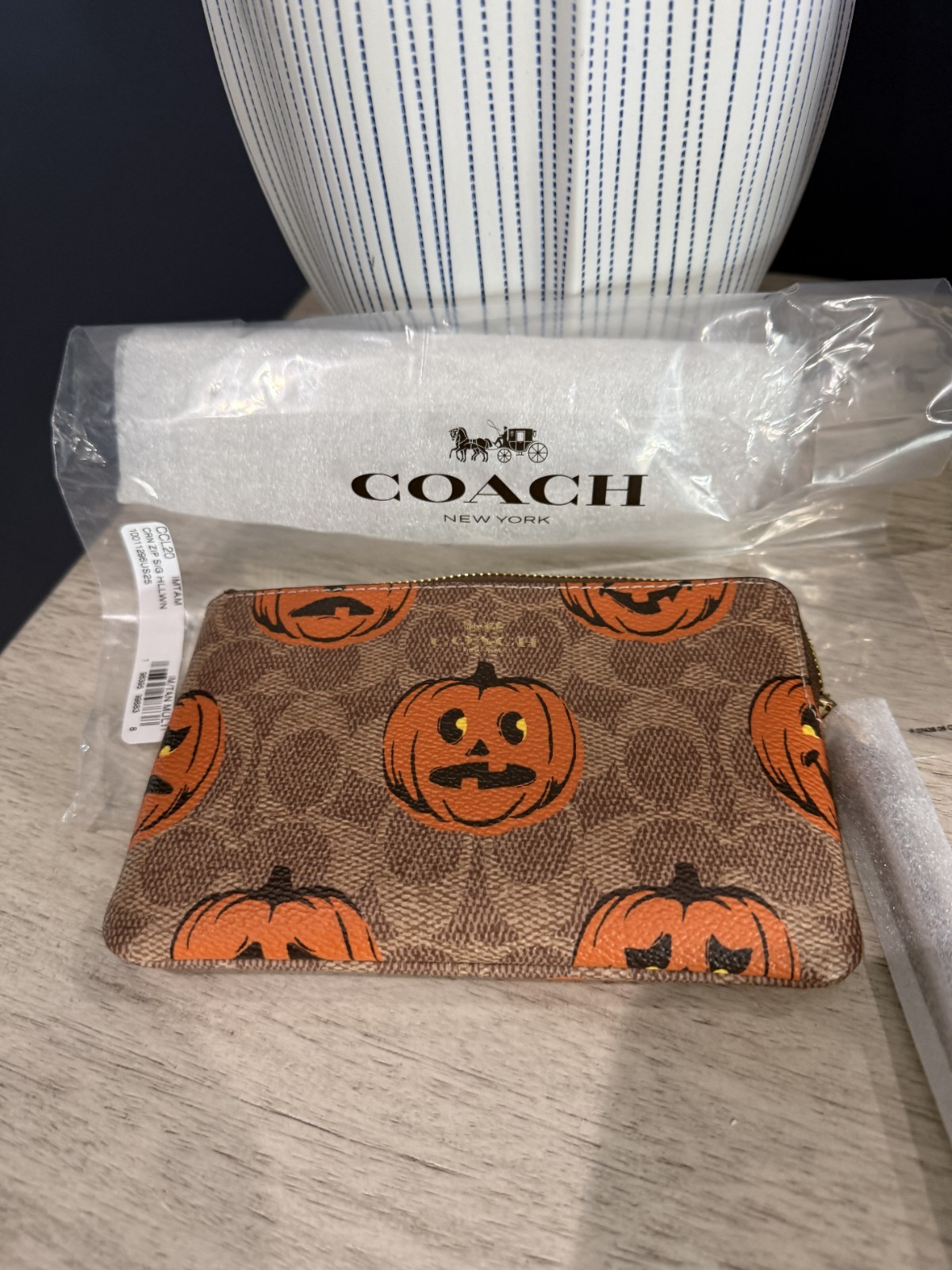 Coach Wristlet New with Tags Corner Zip in Signature Canvas with Pumpkins