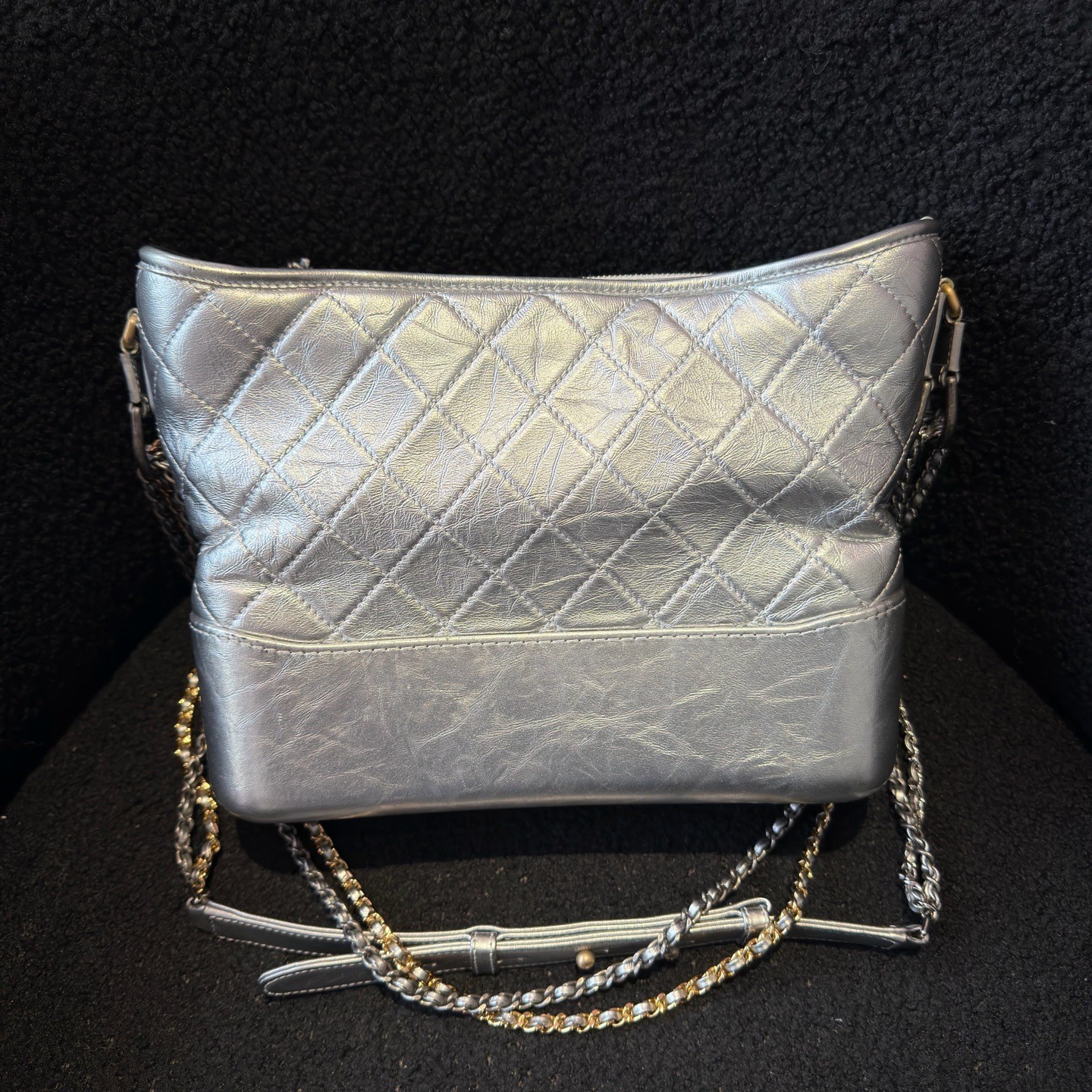 Chanel Pre-Owned Authentic Luxury Handbag Silver Silver Free Tracked Shipping