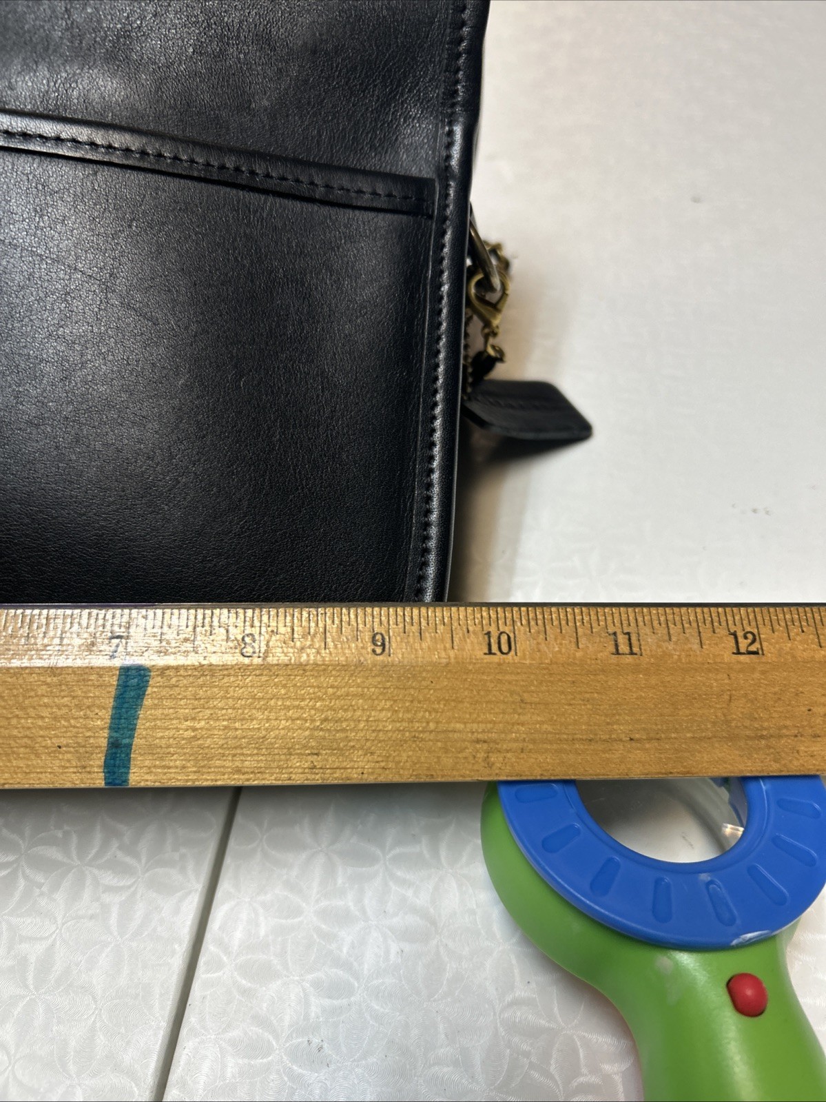 COACH Vintage Turn Lock Crossbody Shoulder Bag Leather Black Strap Is Missing