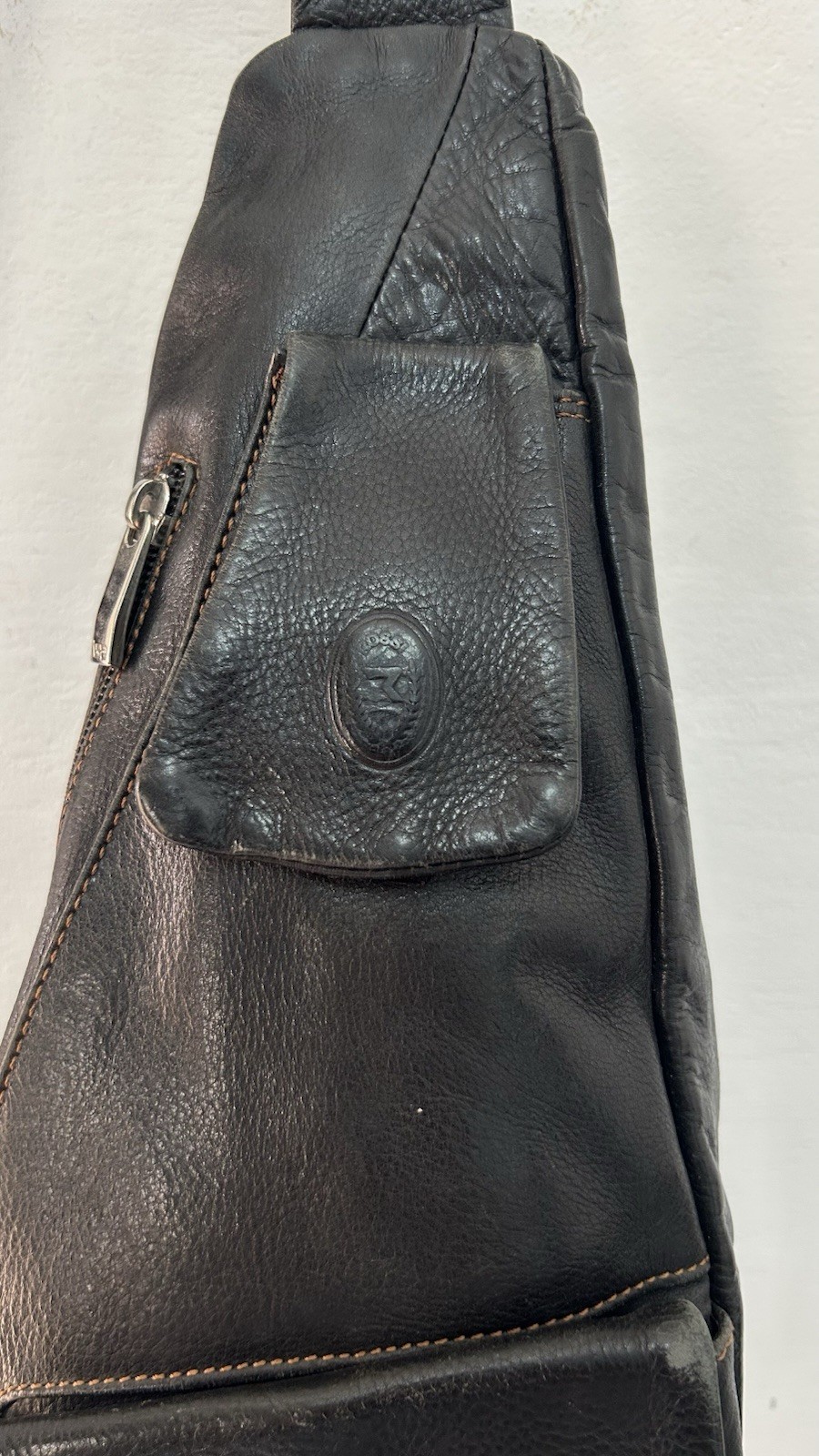 Bruno Rossi Italy Vintage Black Leather Sling Bag Teardrop Crossbody Backpack