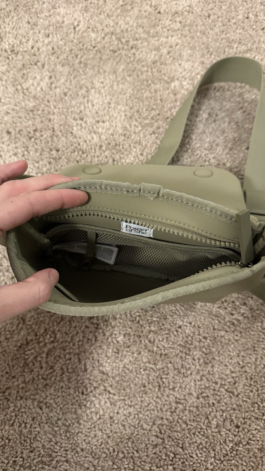 Athleta Green Crossbody Bag Adjustable Strap Pockets Zip Magnetic Closure