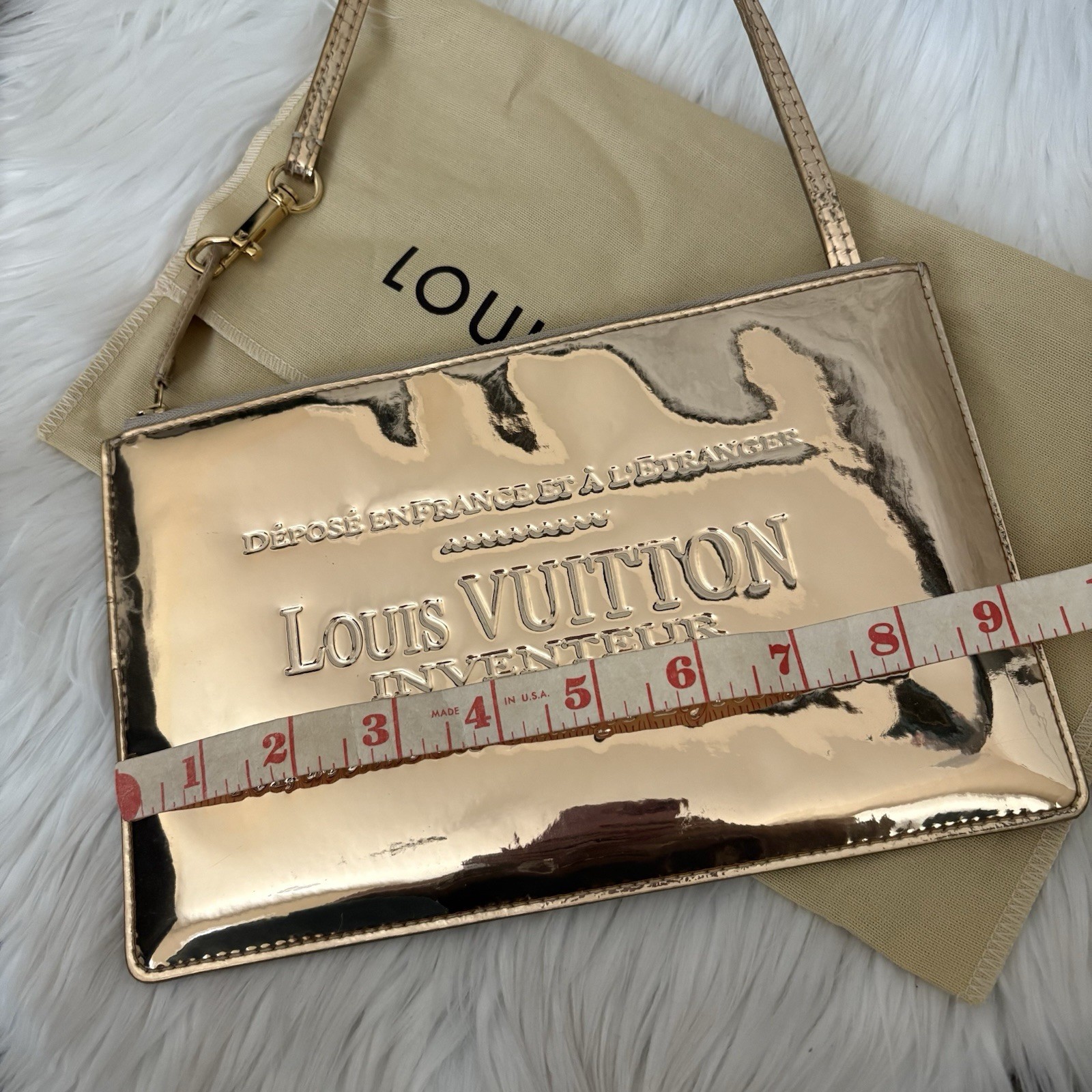 Authentic 2006 Louis Vuitton Gold Dore Miroir Mirror Flat Pochette Bag EUC
