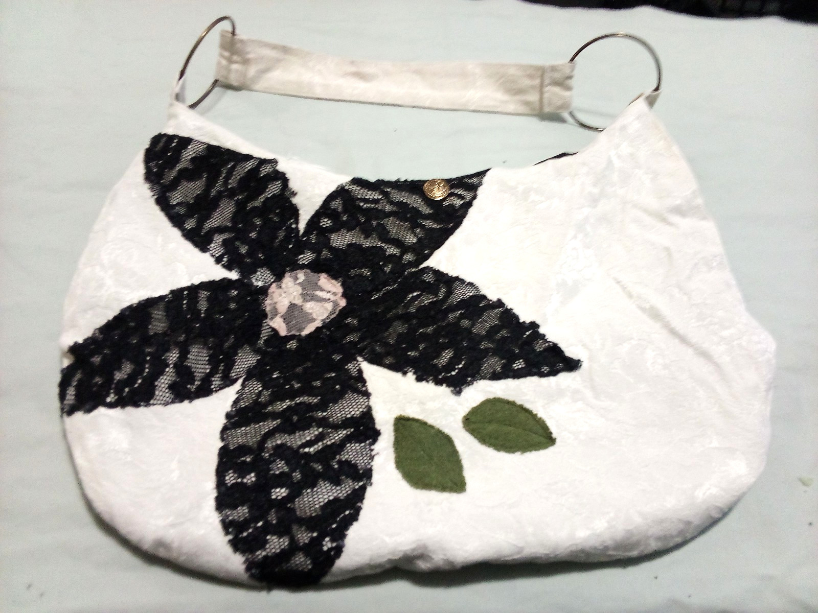 Just Be Womens White Lace Flower Shoulder Bag Small Purse Floral Applique