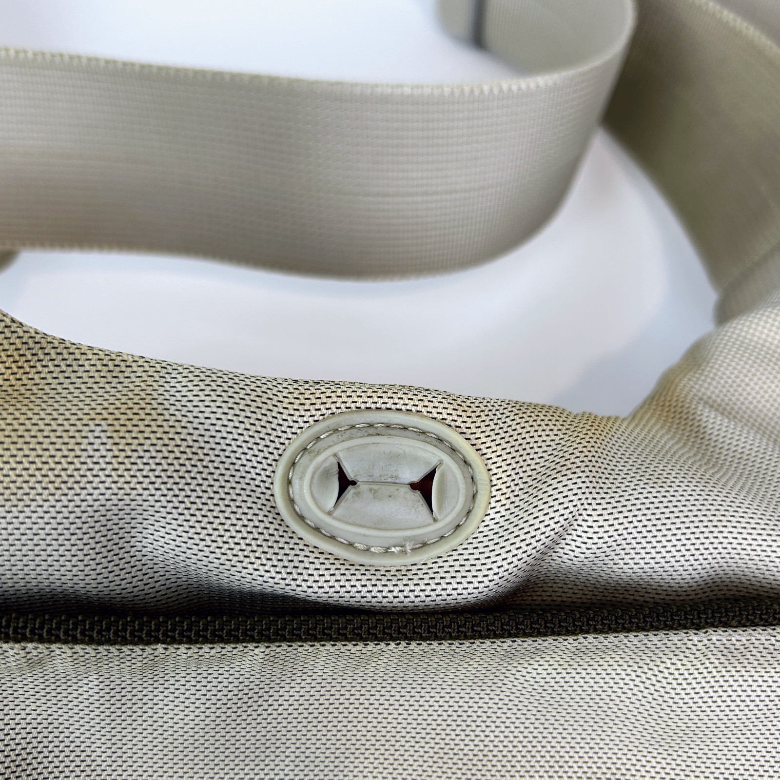 Tumi T Tech Flow Flap Crossbody Bag Nylon Beige Travel Handbag Messenger Purse