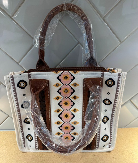 NWT Wrangler Southwestern Aztec Print Tote Bag Crossbody Purse Satchel NEW