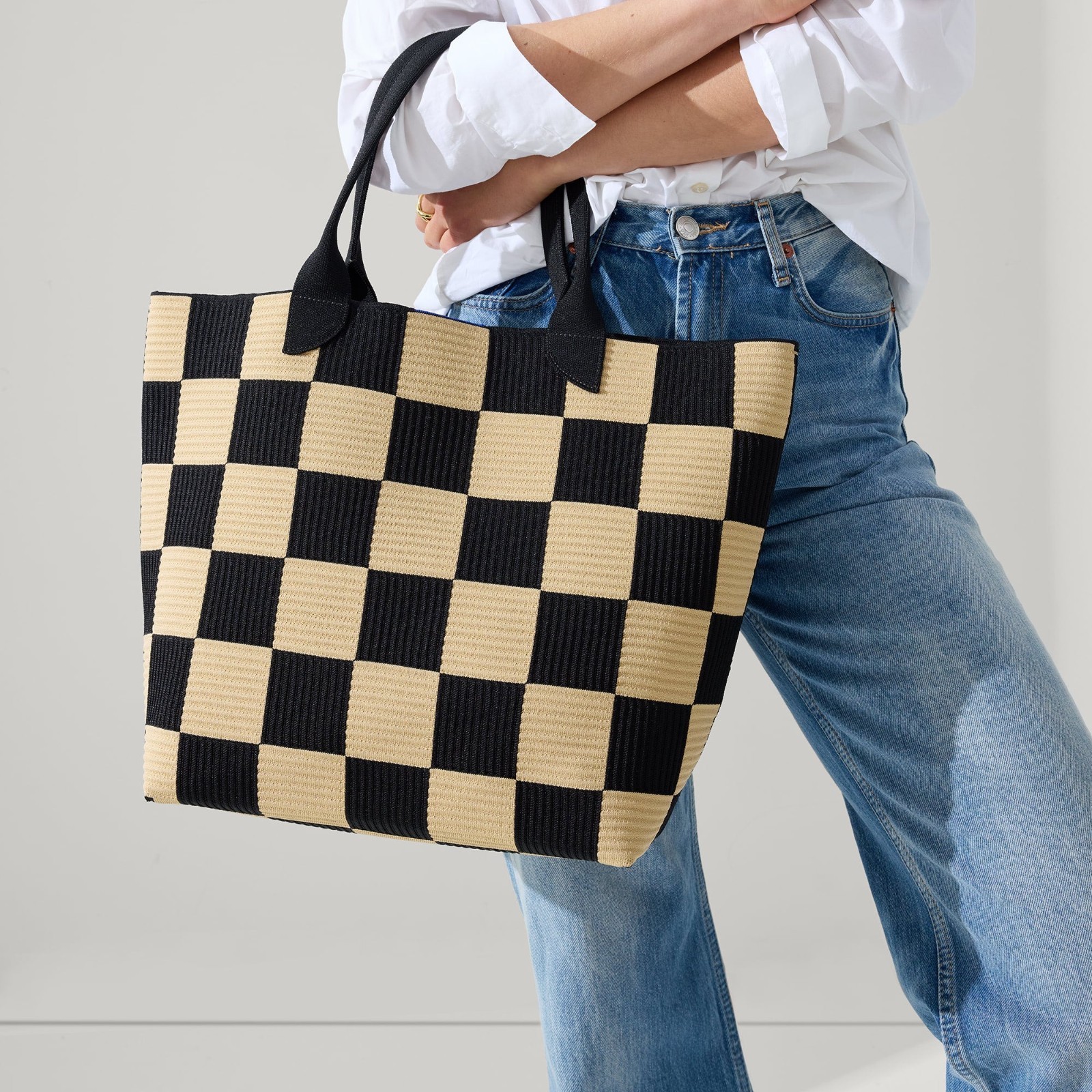 BRAND NEW The Lightweight Tote