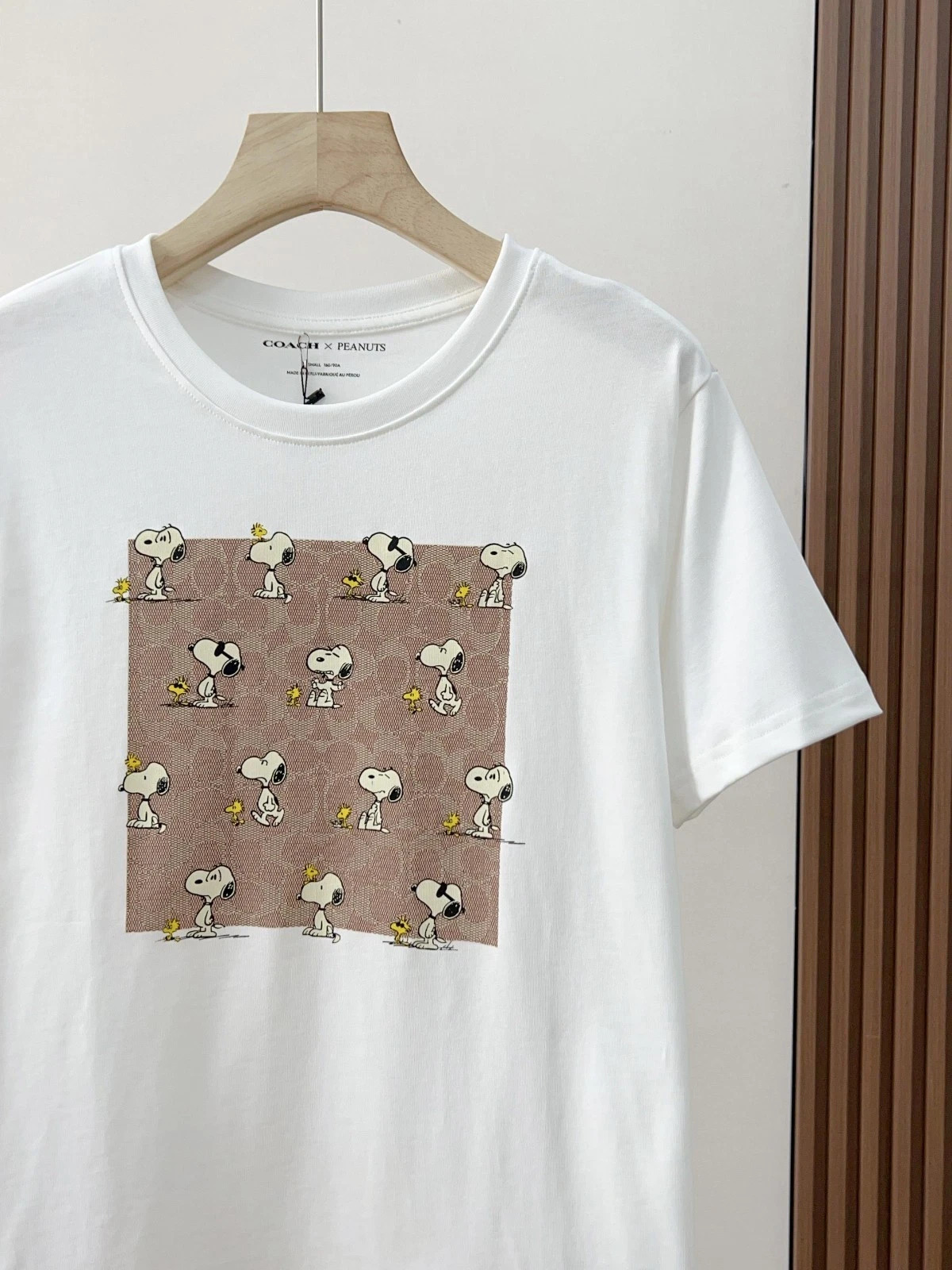 NEW Women’s WHITE COTTON T-shirt size SNOOPY XL