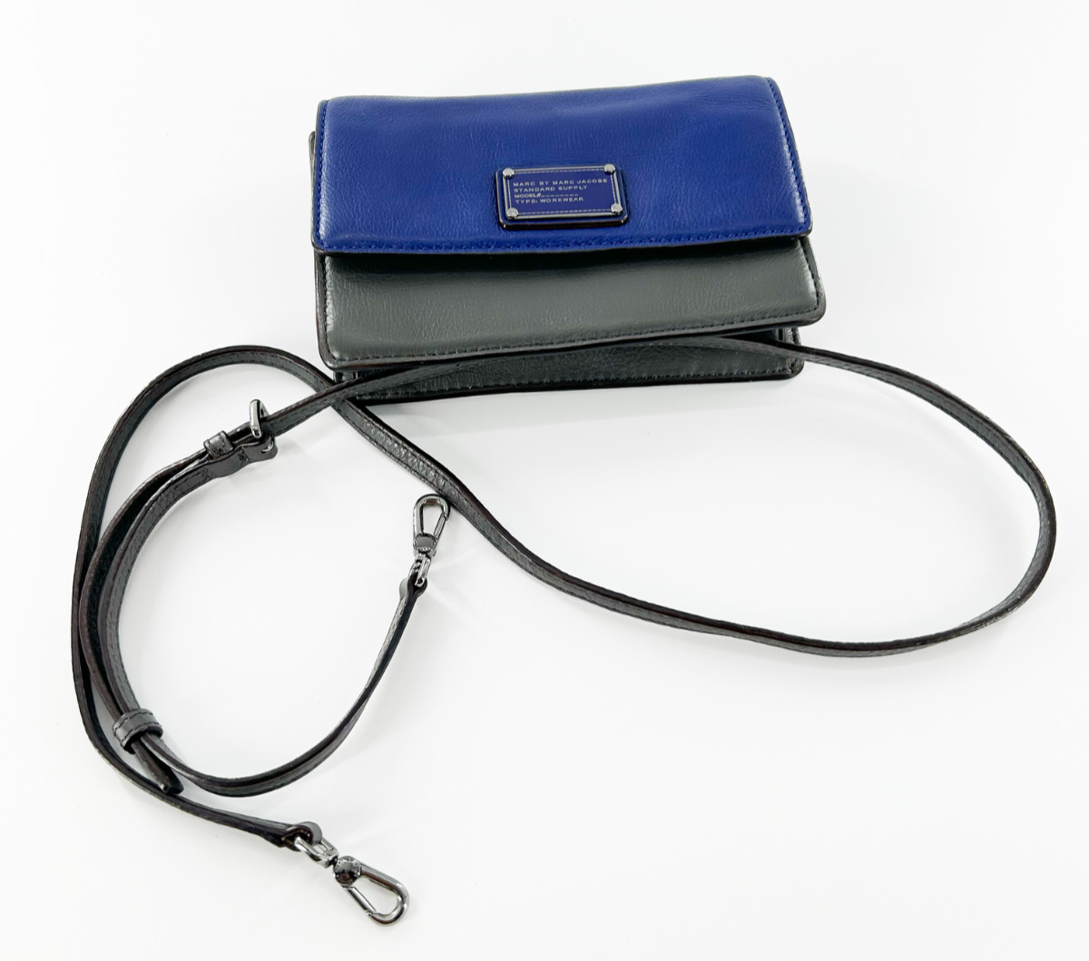 Marc by Marc Jacobs Colorblock leather crossbody blue and gray -Clean Girl Style