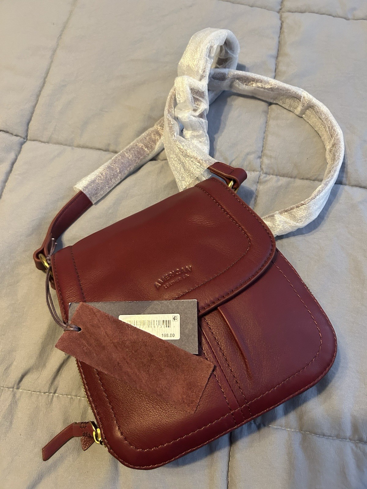 American Leather Co. Shoulder Bag Burgundy Magnetic Zip Zipper Brand Card