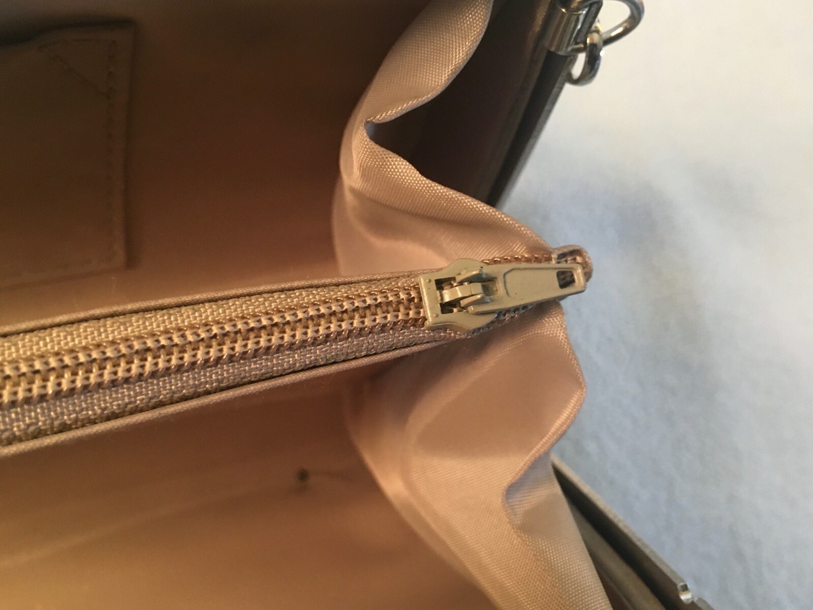 Sasha Gold Satin Silver-toned Metal Frame Evening Purse Bag Chain Strap VINTAGE