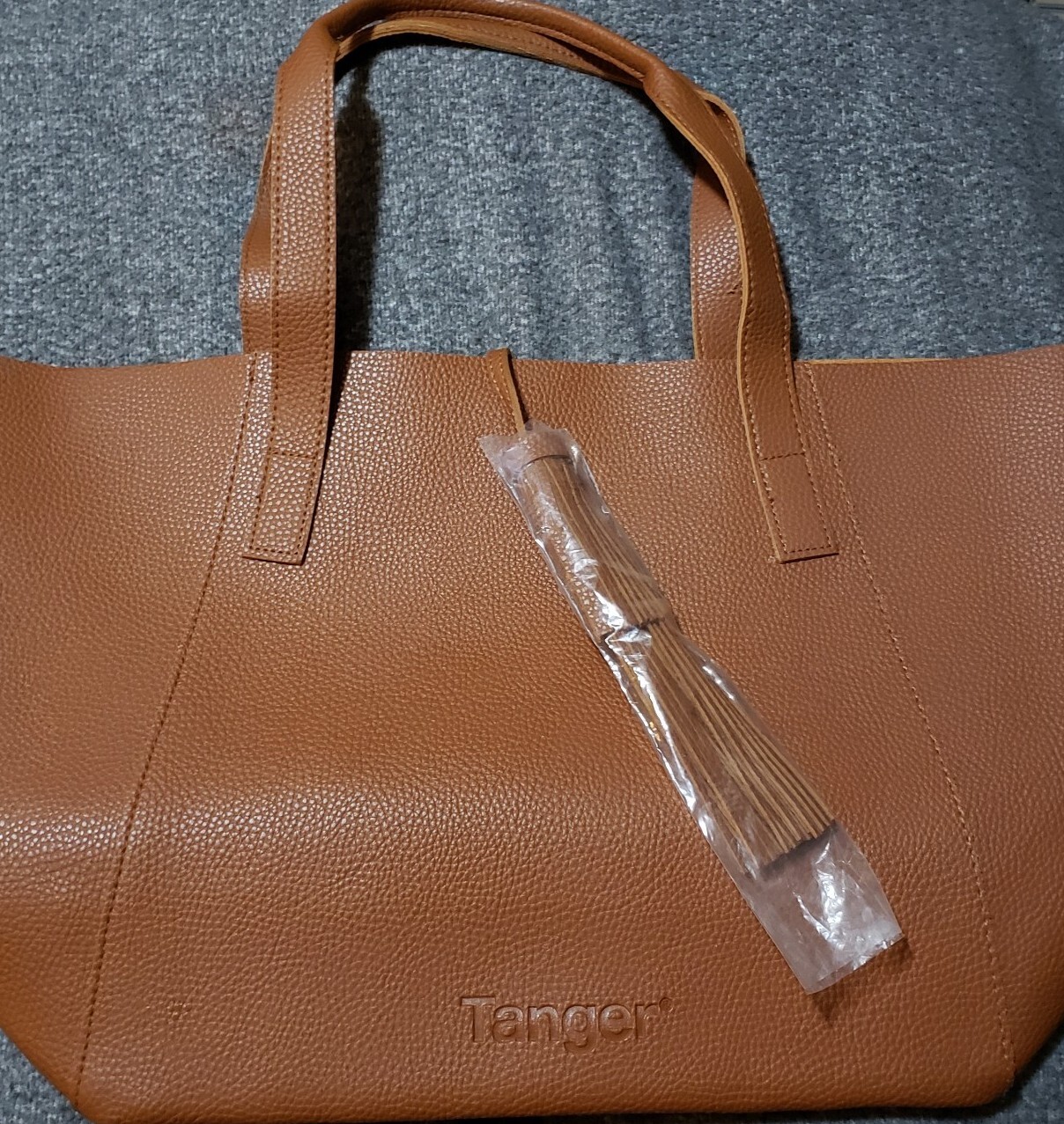 Tanger Large ~19″ x ~12″ Brown Tote Bag w/Tassel In Plastic Great Condition