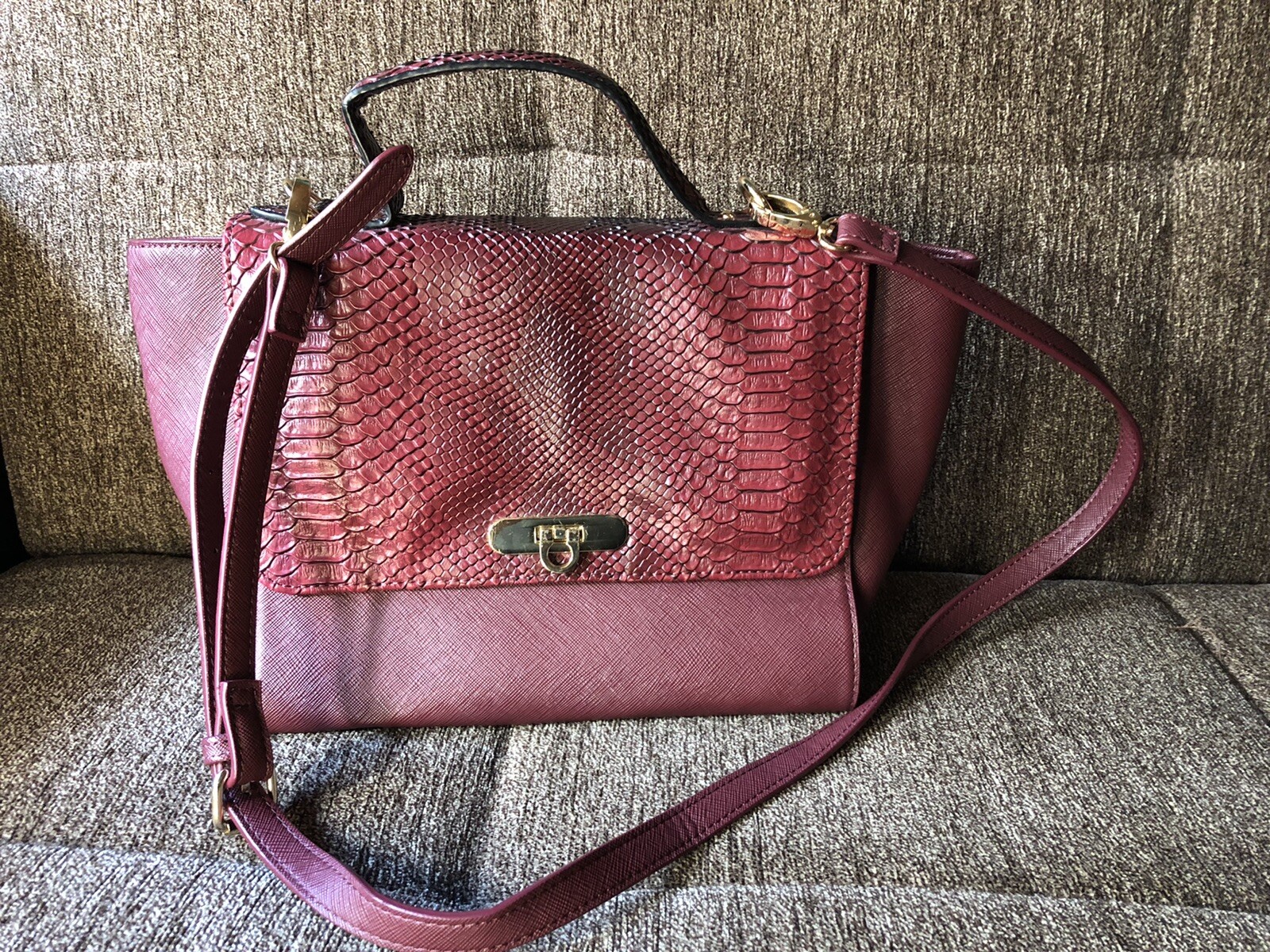 Cartera de Mujer, Elegante, Importada Por El Corte Inglés S.A 28009 MADRID ESPAÑ
