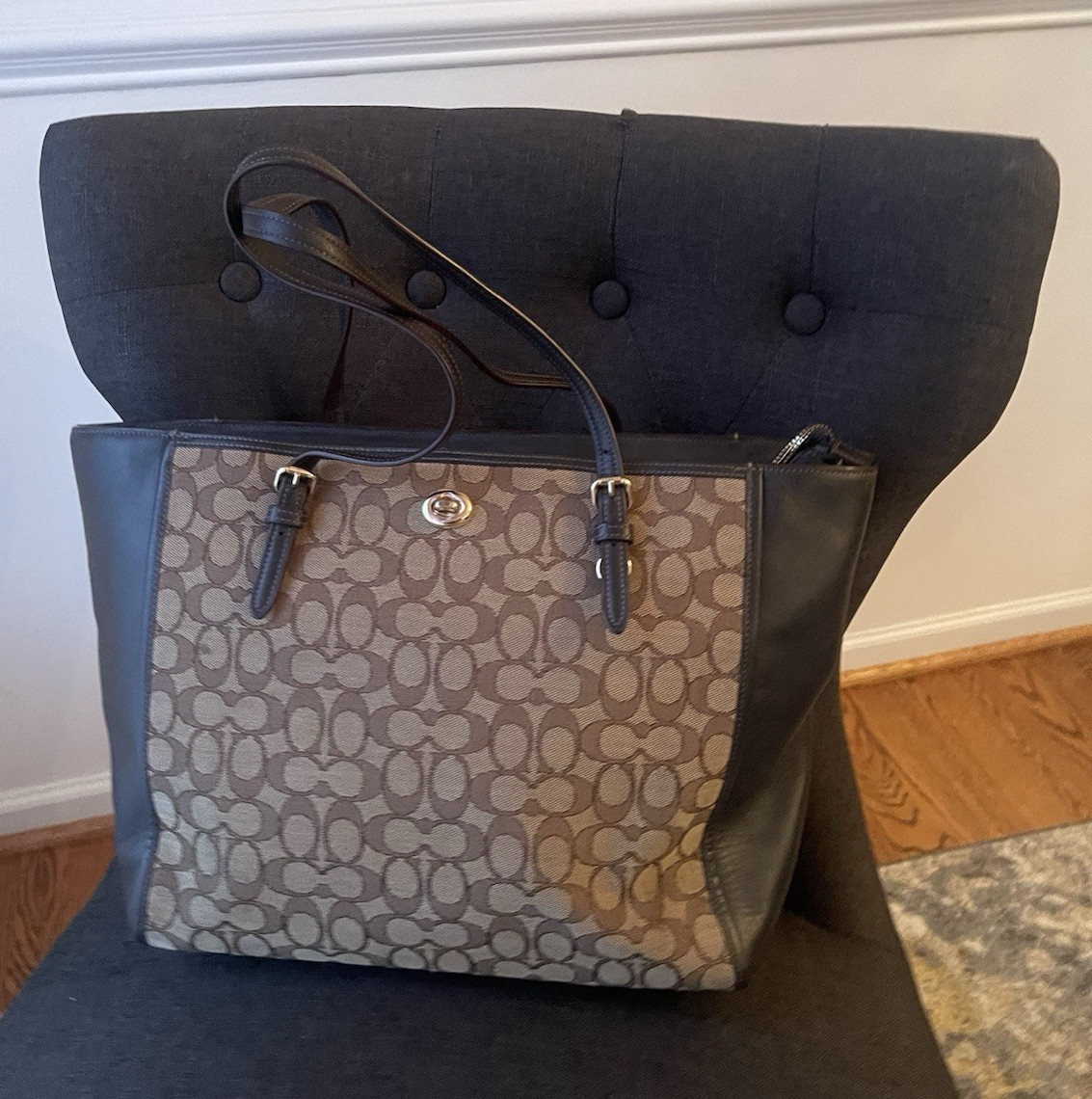 Coach Signature Zip Top Tote Shoulder Bag Brown Black Gold Hardware Pockets