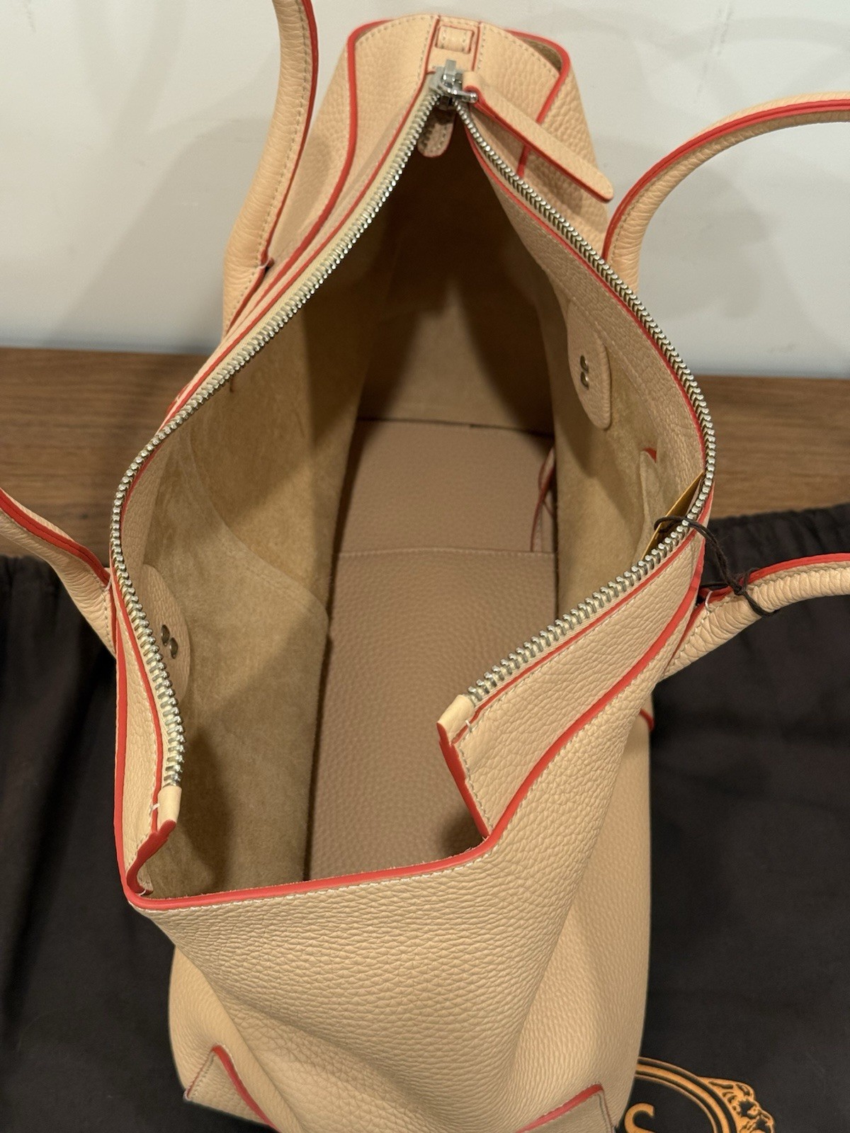 TOD’S Large Pebbled Leather Zip Tote – Cipria / Nude Pink – Removable Clutch –