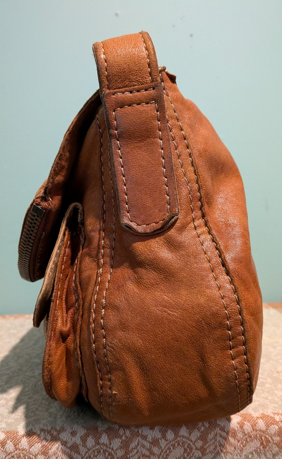 🍀Lucky Brand Stash Flower and Dove Cognac Lamb Leather Hobo Shoulder Bag VGUC