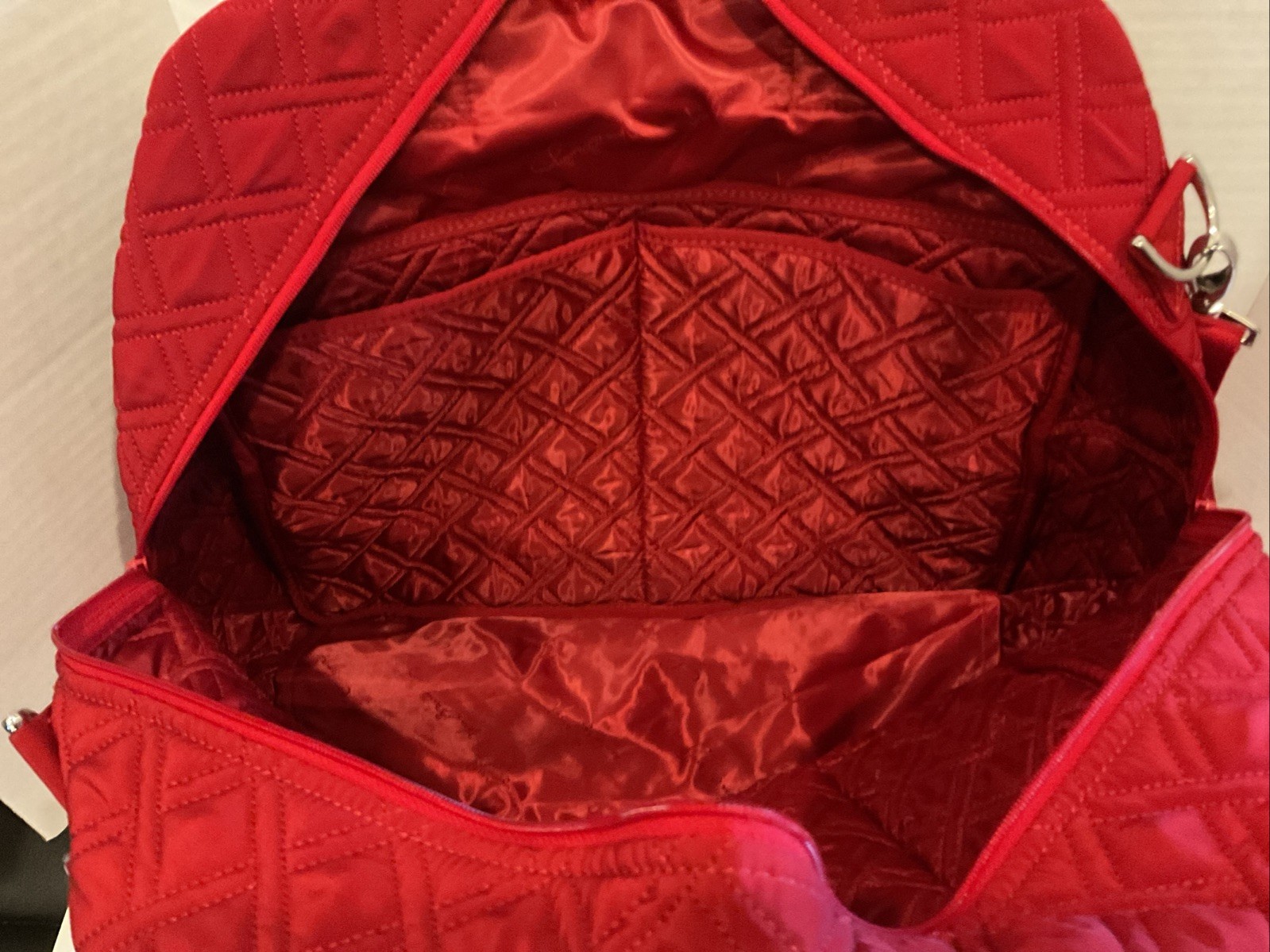 Used 1X~ Vera Bradley Tango Red Travel Bag W/ Trolley Sleeve