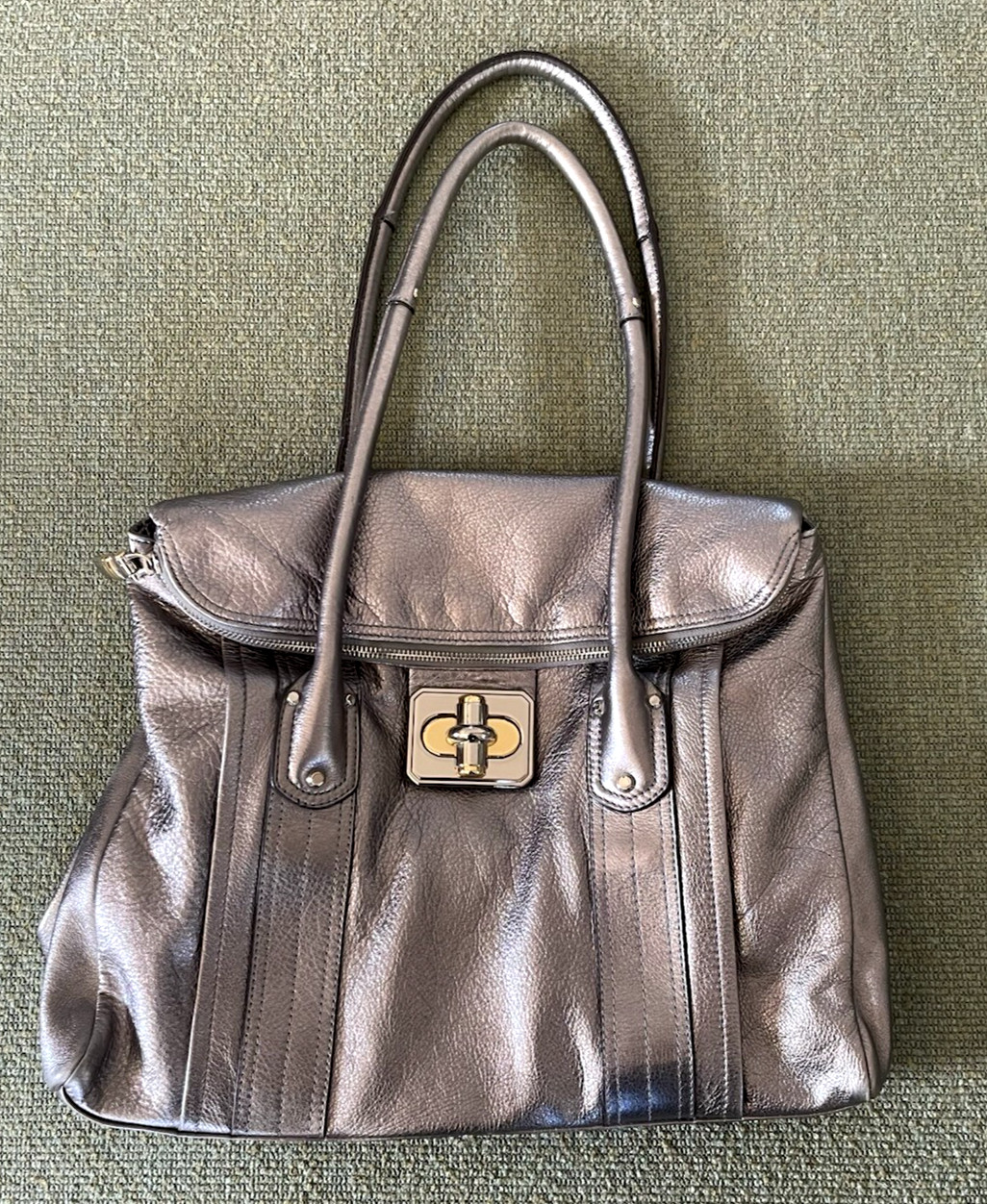B MAKOWSKY Silver Leather Folding Handbag Purse Satchel Big Travel Tote 16 x 12