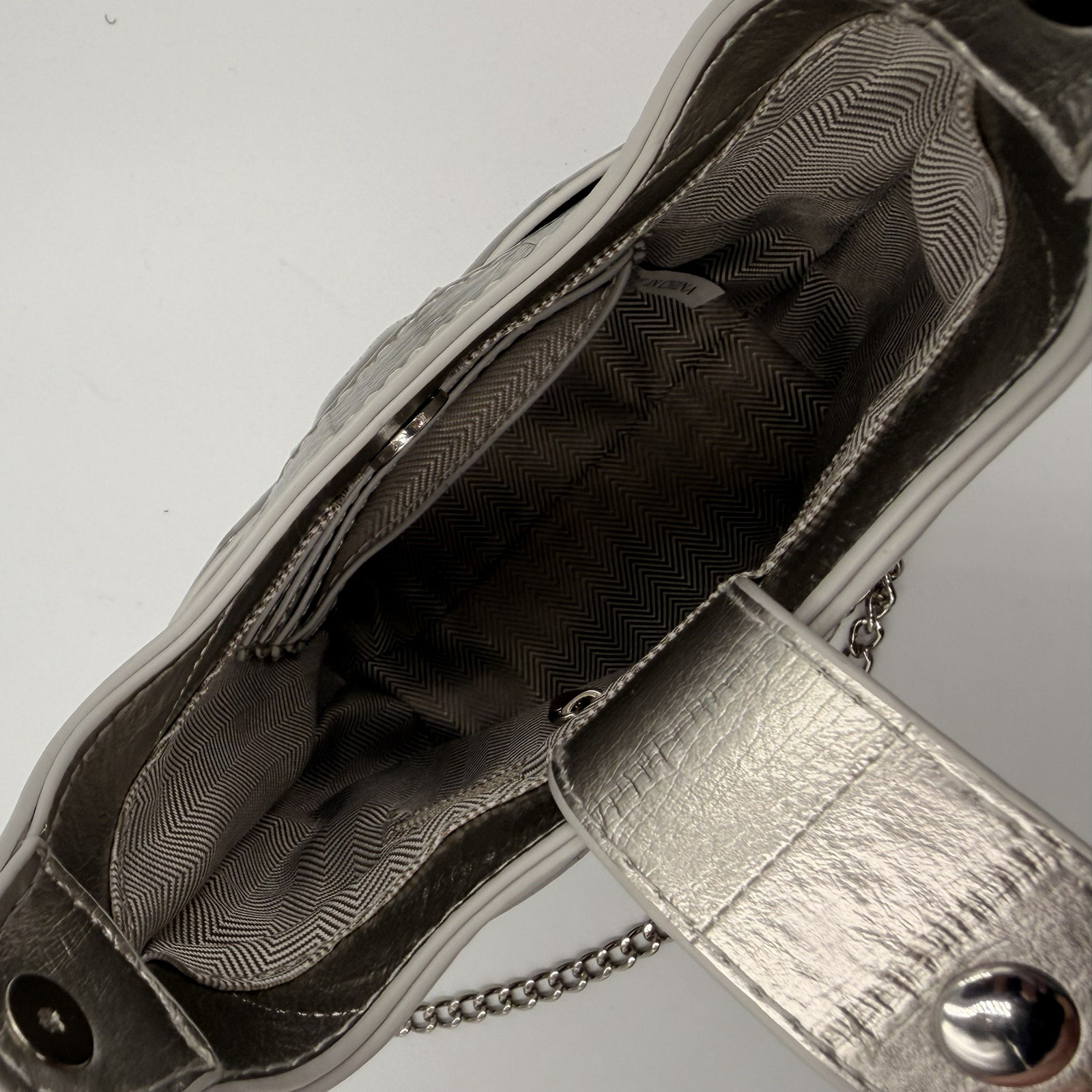 Woven Mini Handbag with Chain Strap Crossbody Purse for Evening, Vegan Leather