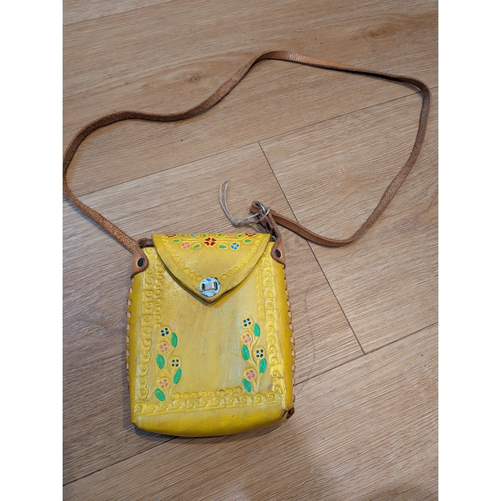 Vintage 70s Handmade Yellow Floral Boho Hand Tooled Leather Purse Hippie Western
