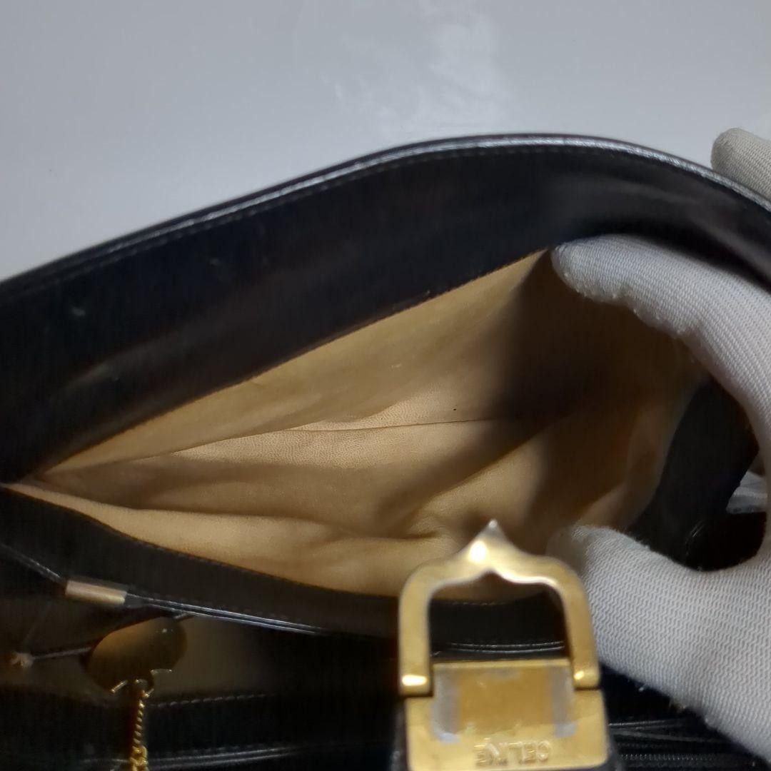 CELINE Pre-Owned Shoulder Bag Triomphe Logo Hardware Leather